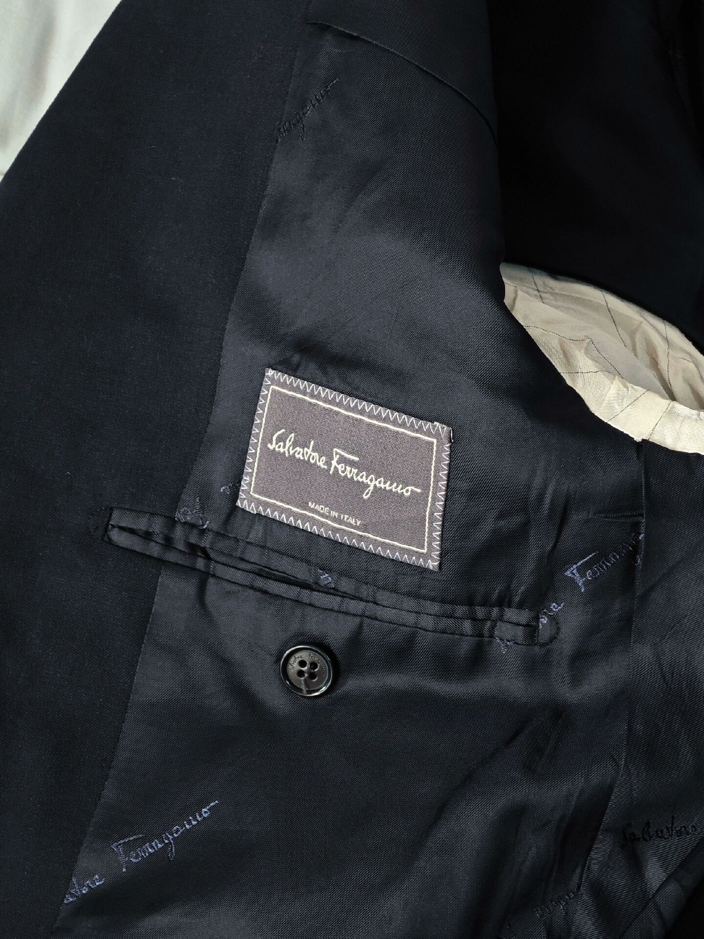 Salvatore Ferragamo Salvatore Ferragamo Navy Wool Suit Jacket Size US M / EU 48-50 / 2 - 4 Thumbnail