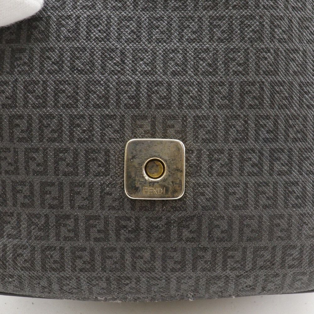 Fendi Fendi Fendi Zucchino PVC Shoulder Bag Plastic / Synthetic Crossbody Bag DUTY FREE for USA Size ONE SIZE - 16 Thumbnail