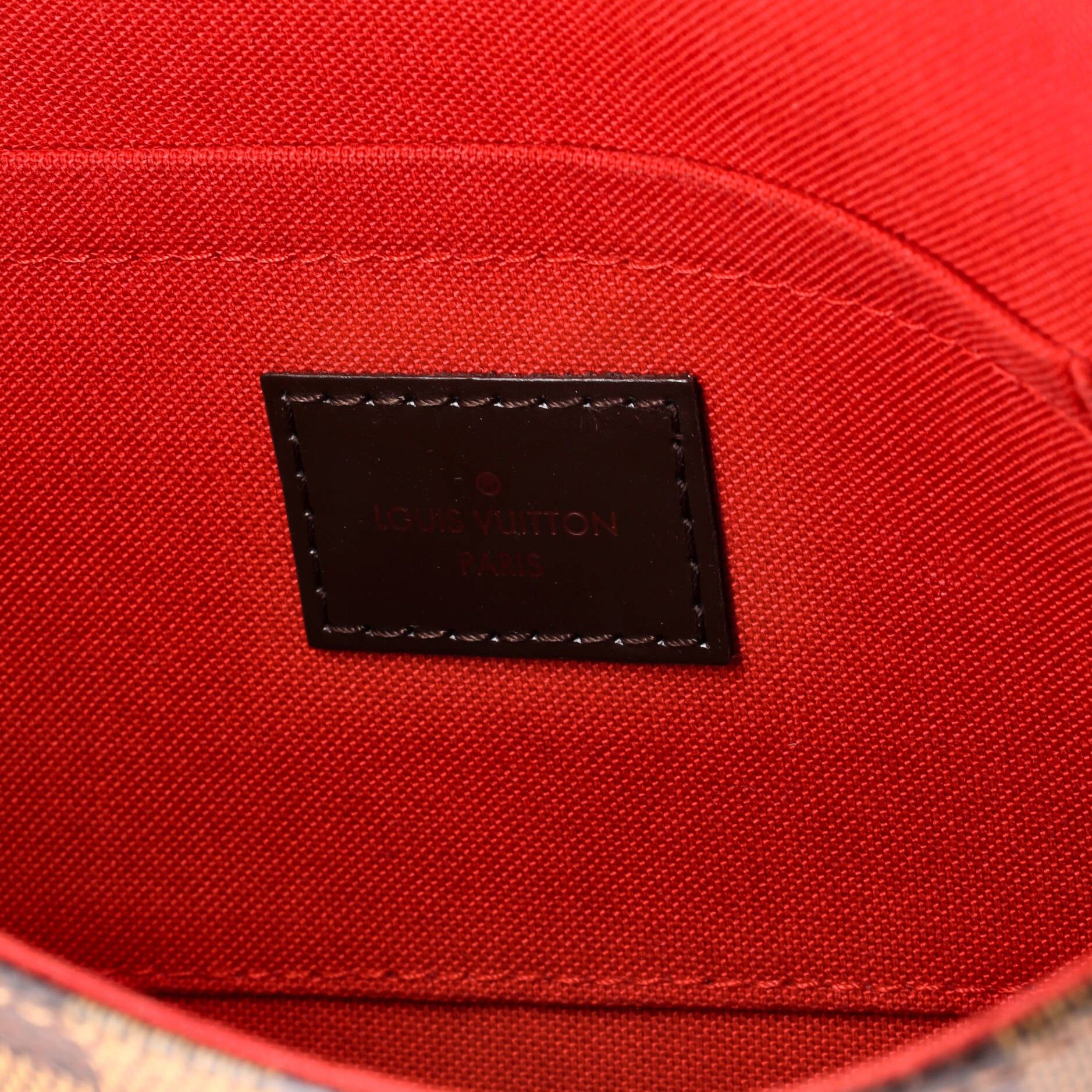 Louis Vuitton Favorite Handbag Size ONE SIZE - 7 Thumbnail