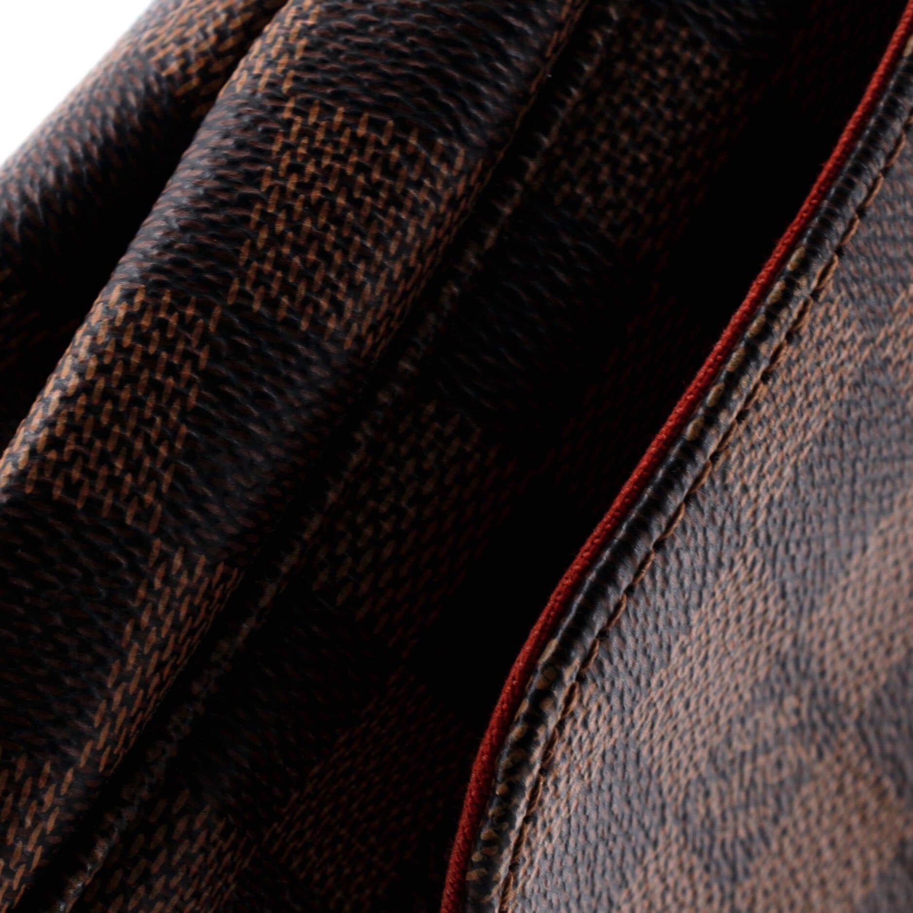 Louis Vuitton Favorite Handbag Size ONE SIZE - 6 Thumbnail