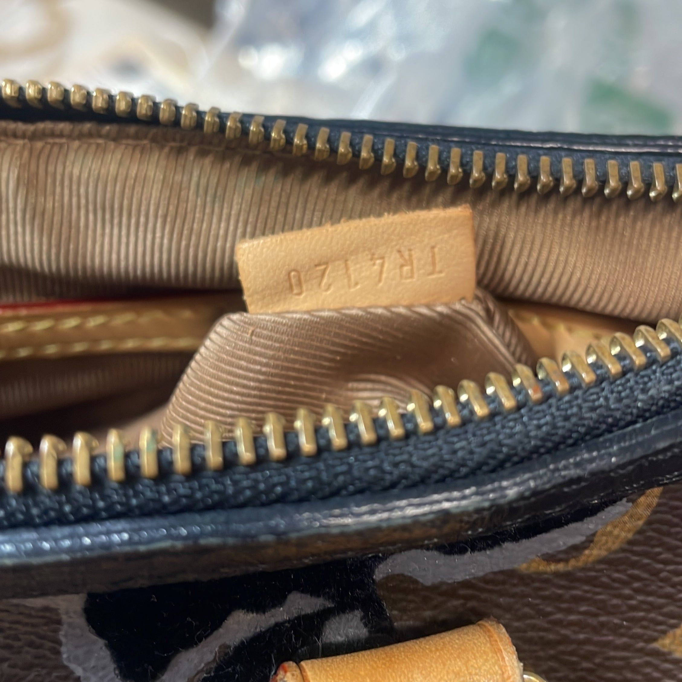 Louis Vuitton Speedy Handbag Size ONE SIZE - 9 Thumbnail