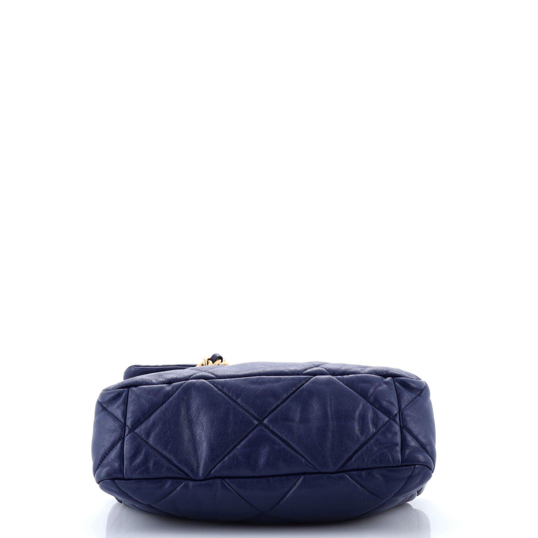Chanel 19 Flap Bag Size ONE SIZE - 4 Thumbnail