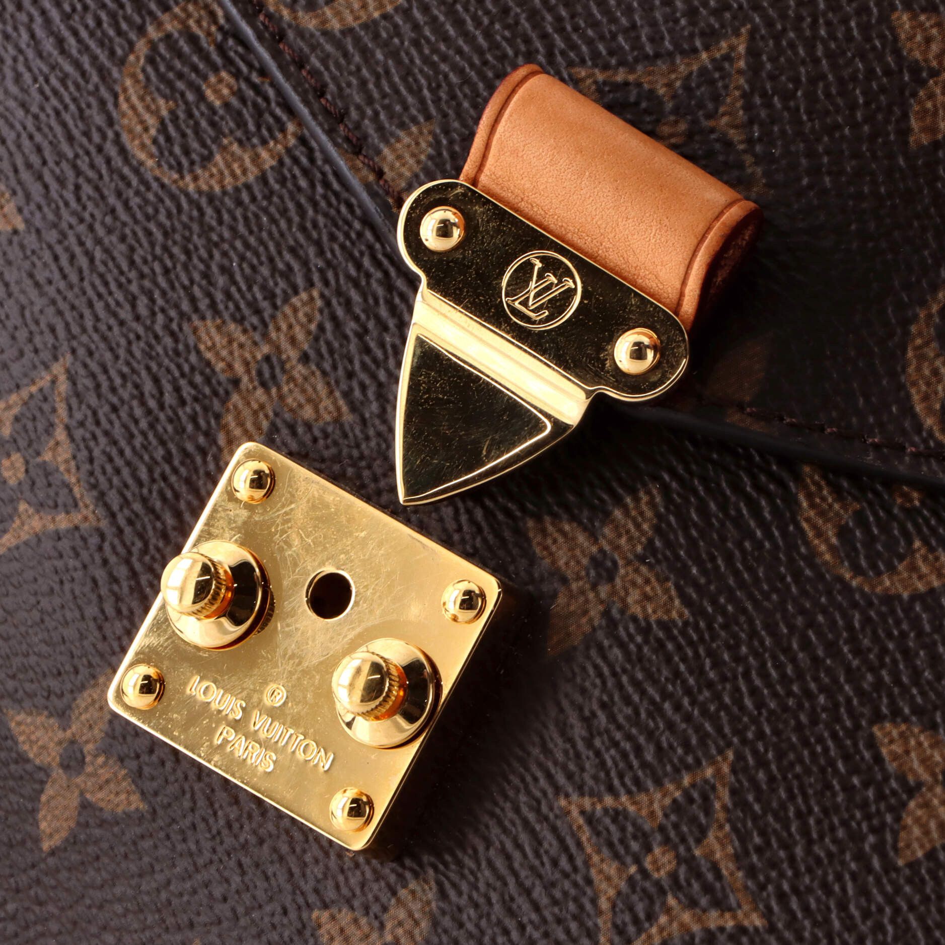 Louis Vuitton Pochette Metis Size ONE SIZE - 6 Thumbnail