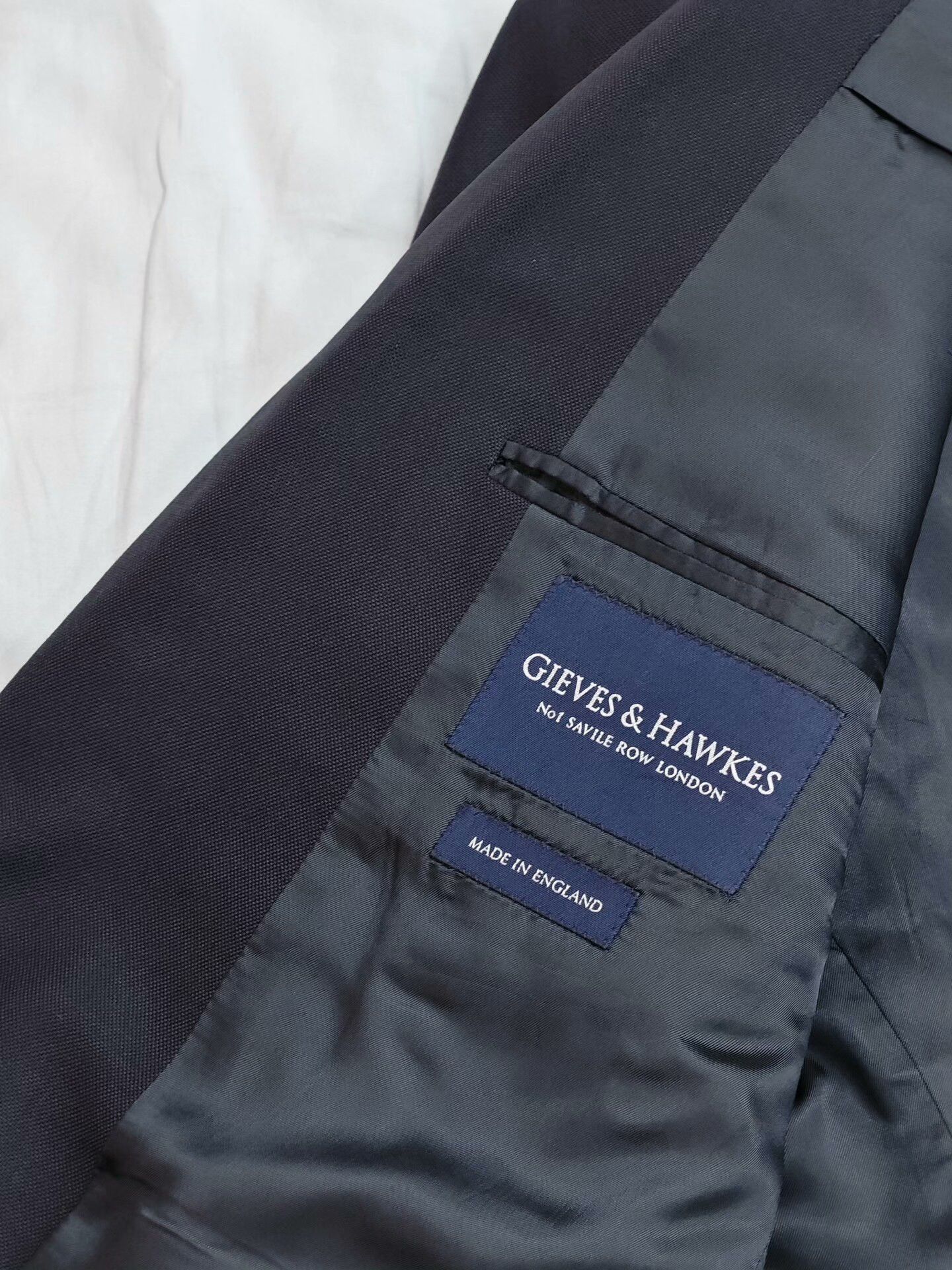 Gieves & Hawkes GIEVES Hawkes Wool Half-Lined Suit Size US M / EU 48-50 / 2 - 7 Thumbnail
