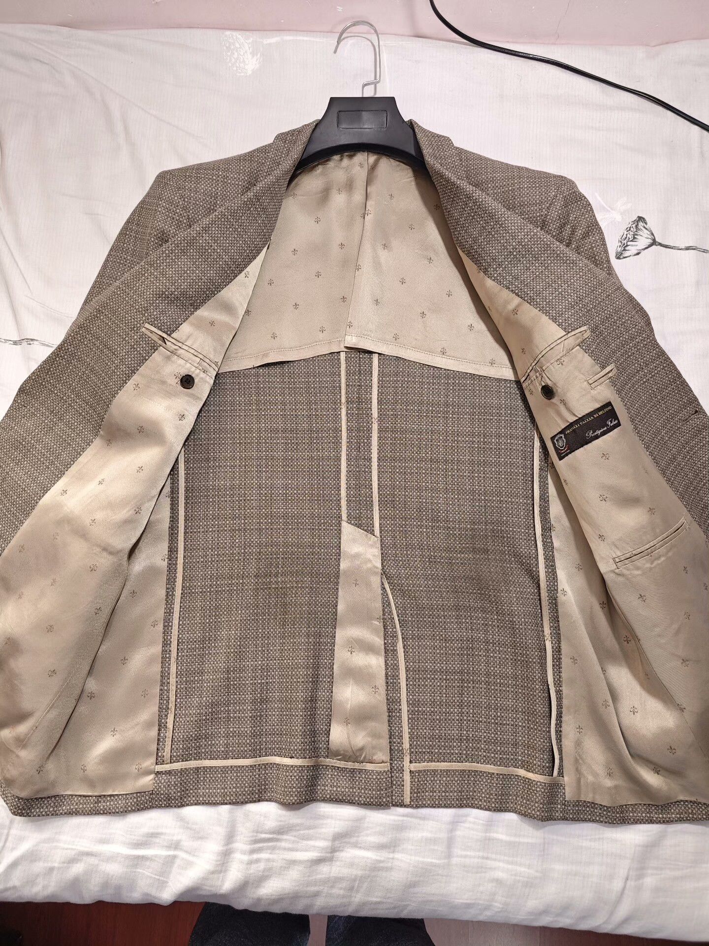 Tallia Italian Wool Blend Custom Suit Jacket Size US L / EU 52-54 / 3 - 6 Thumbnail