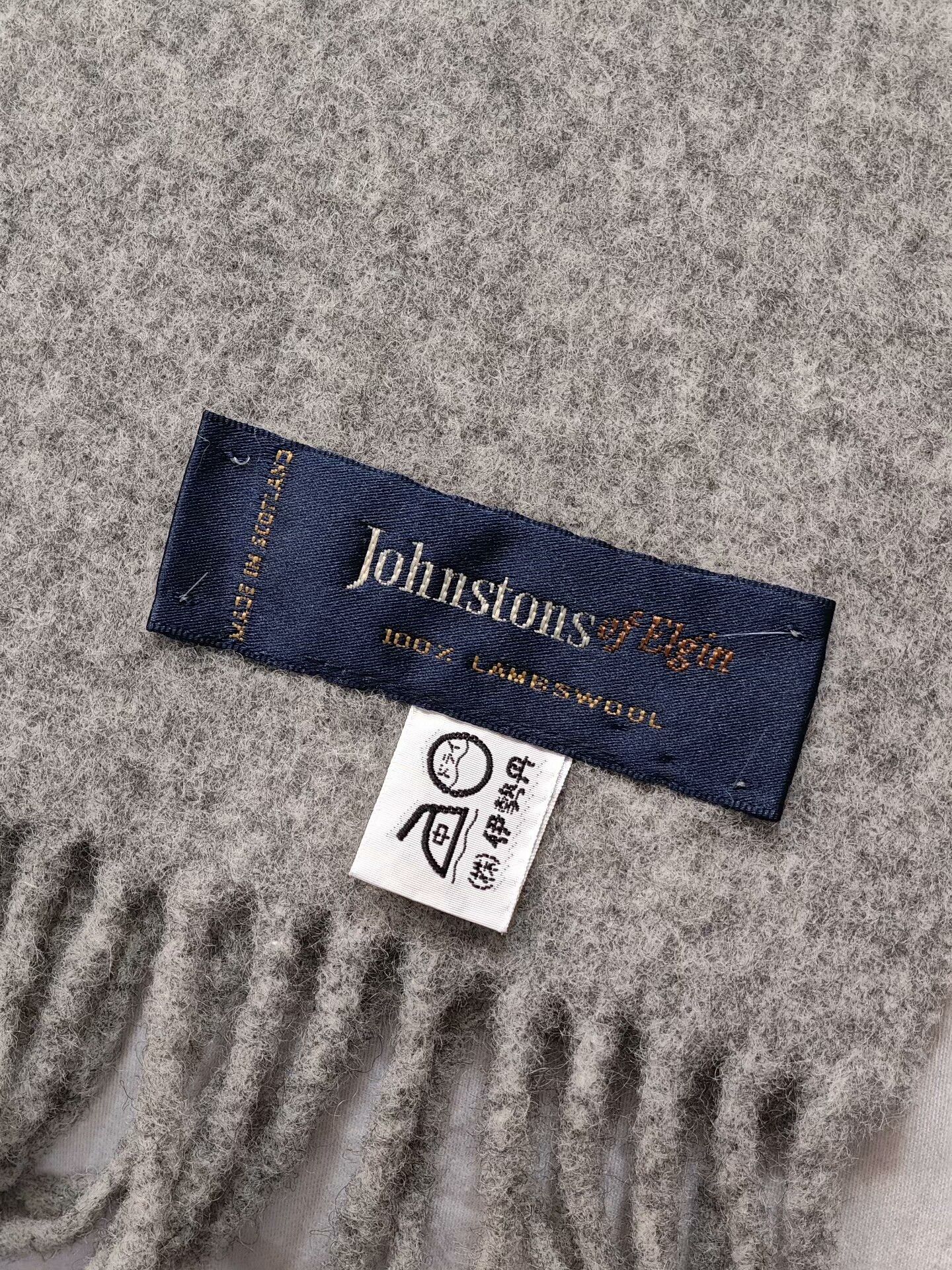 Johnstons Of Elgin Gray Scottish Wool Wrap Scarf Size ONE SIZE - 3 Thumbnail