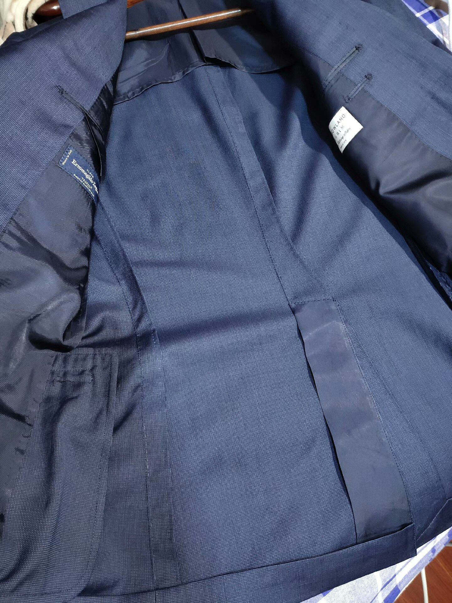 Ermenegildo Zegna Elegant Italian Wool Suit by Zegna Size US S / EU 44-46 / 1 - 8 Thumbnail