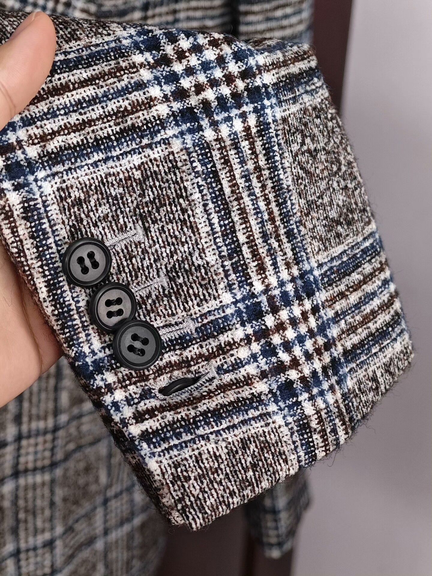 Armani Custom Italian Wool Blend Suit Jacket Size US S / EU 44-46 / 1 - 4 Thumbnail
