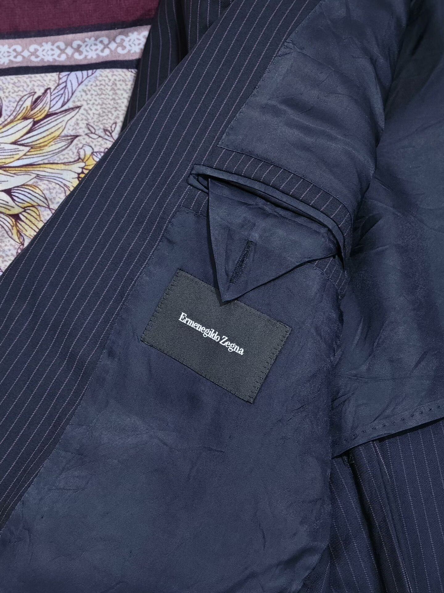Ermenegildo Zegna Zegna Italian Wool Striped Suit Jacket Size US S / EU 44-46 / 1 - 6 Thumbnail