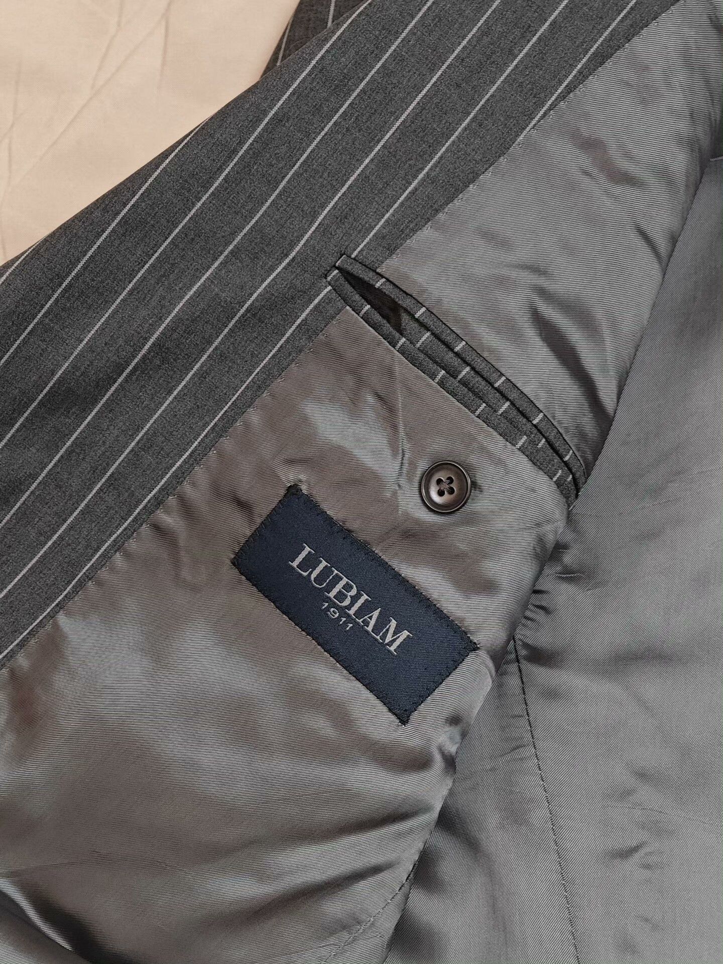 Lubiam Italian Gray Striped Wool Blazer Size US M / EU 48-50 / 2 - 7 Thumbnail