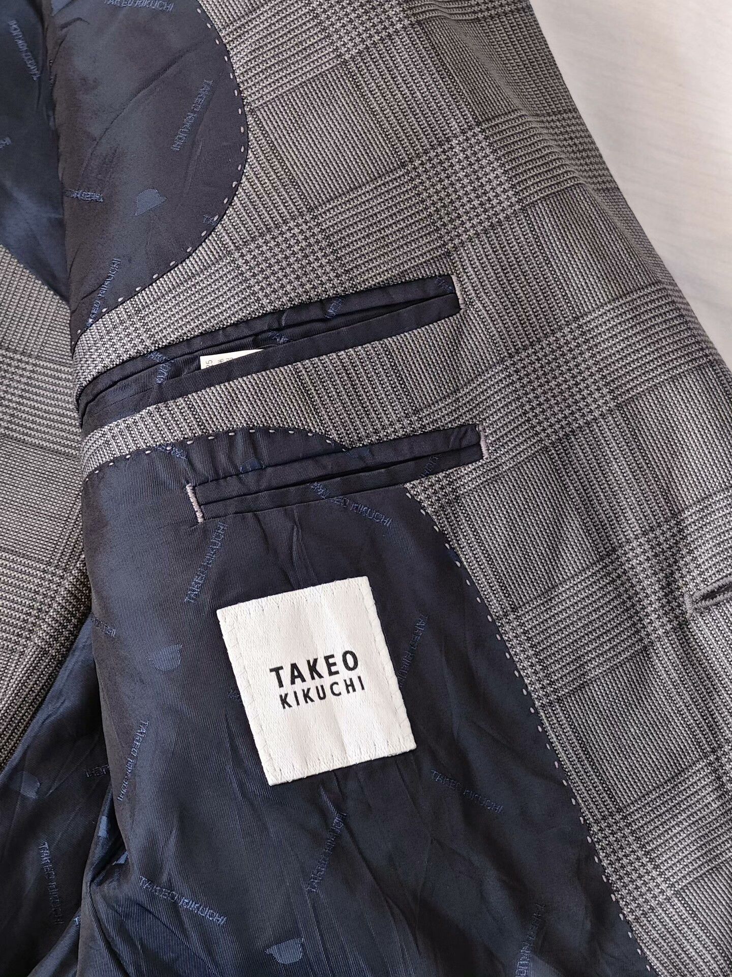 Takeo Kikuchi Takeo Kikuchi Gray Wool Silk Suit Size US S / EU 44-46 / 1 - 8 Thumbnail