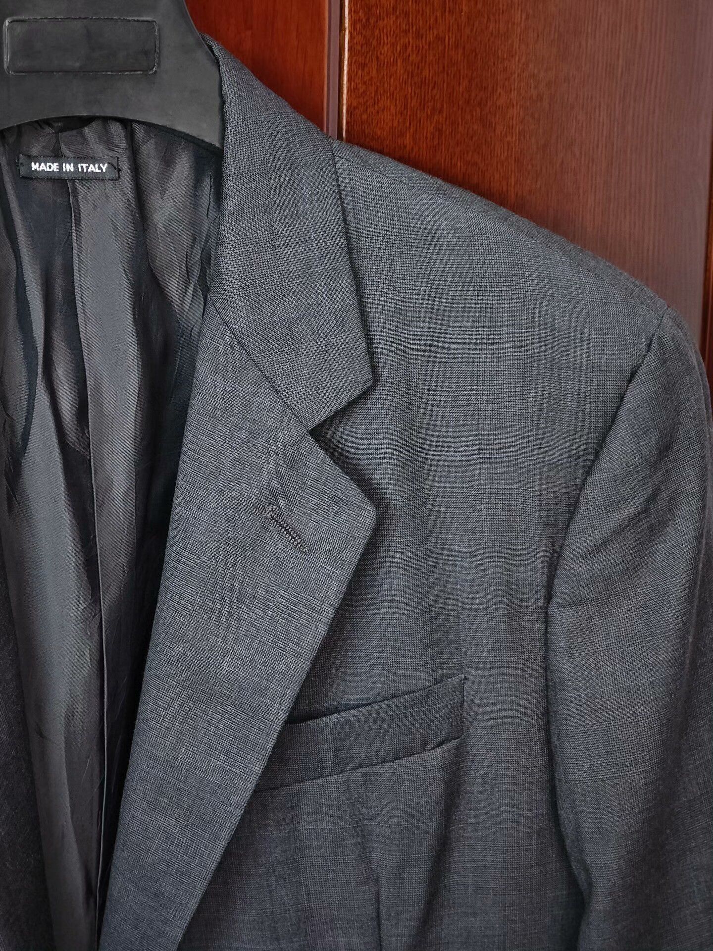 Giorgio Armani Armani Gray Wool Blend Suit Jacket Size US M / EU 48-50 / 2 - 2 Thumbnail