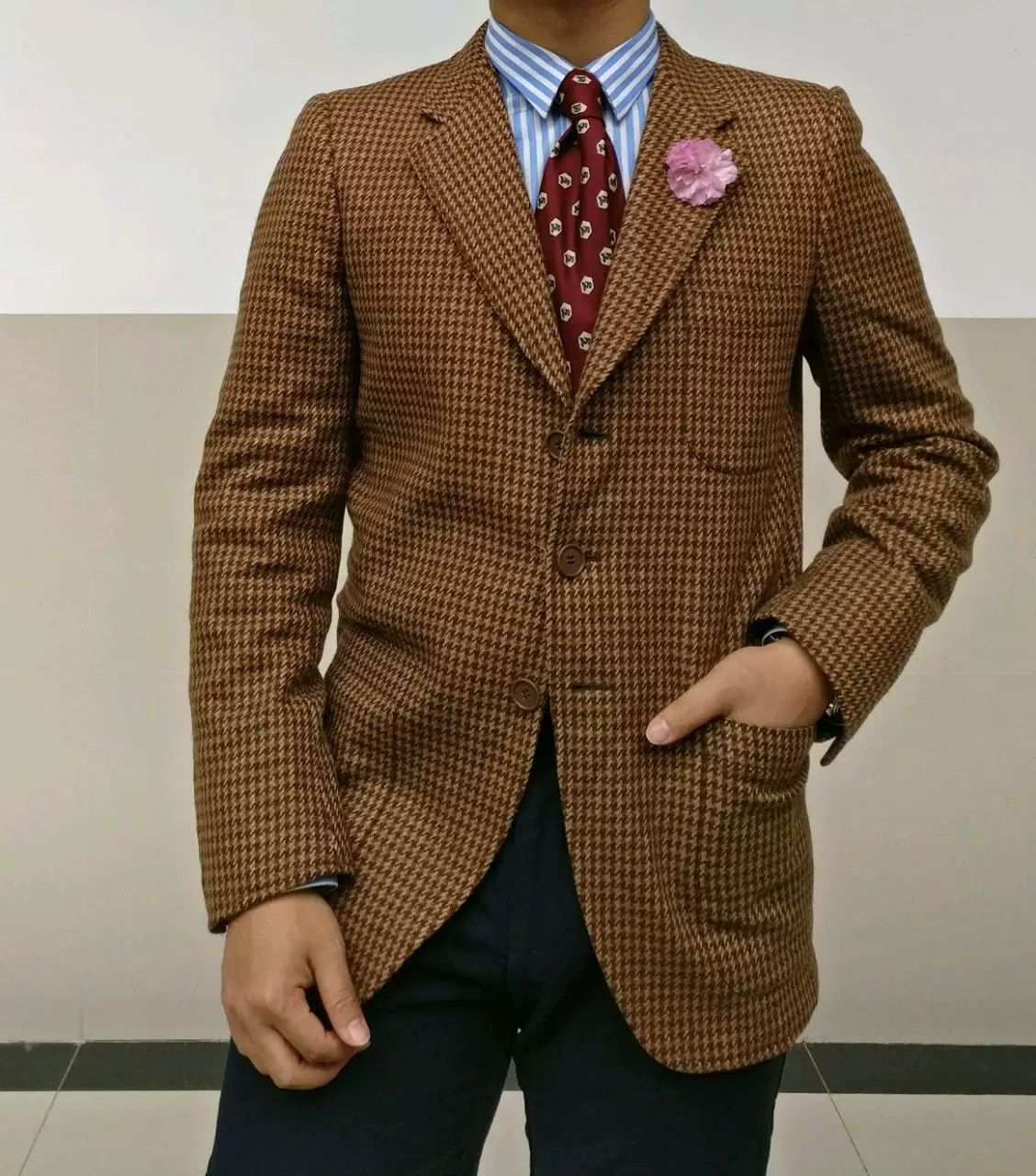 Brioni Classic Beige Checkered Suit Jacket Size US M / EU 48-50 / 2 - 6 Thumbnail