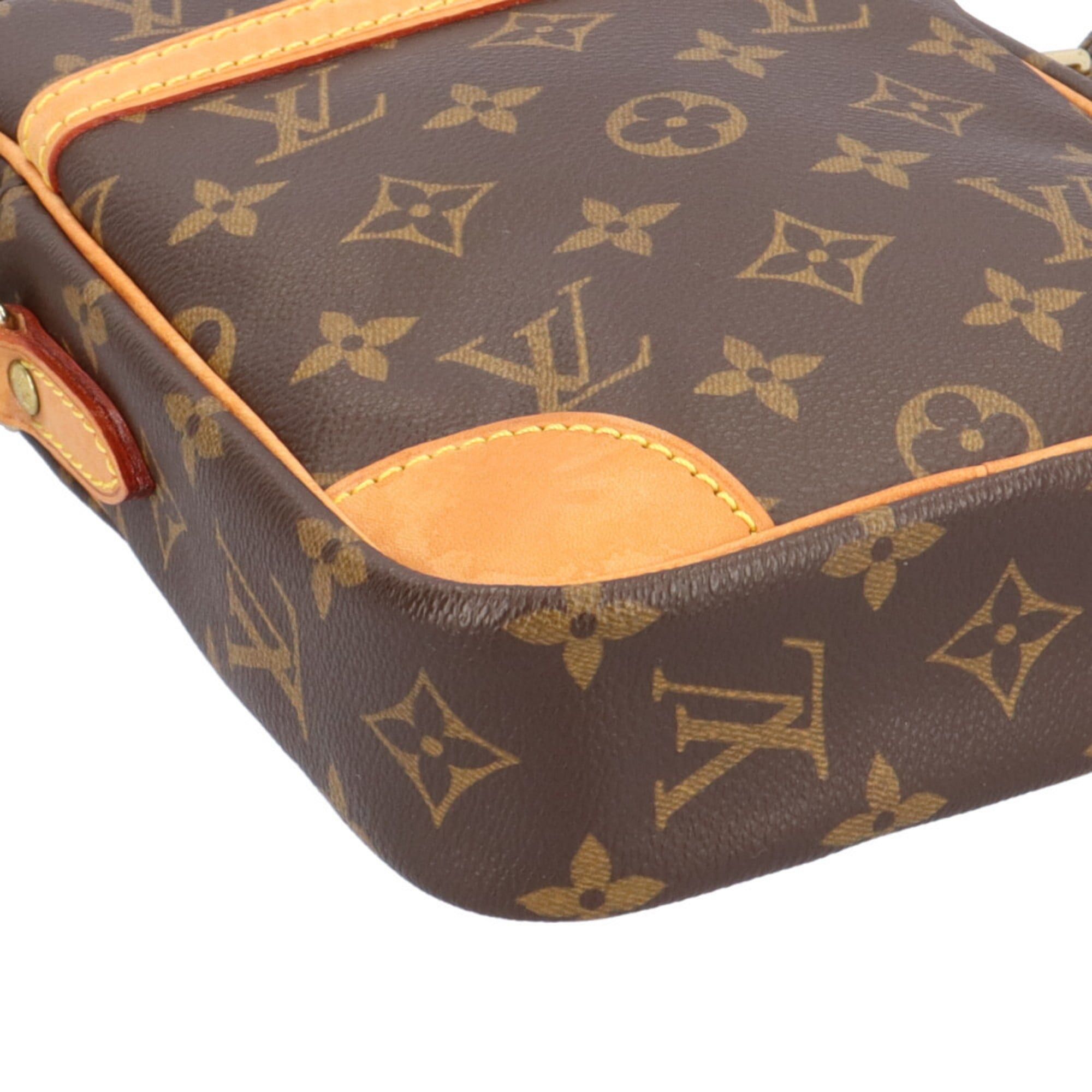 Louis Vuitton Pre-owned Louis Vuitton Danube Monogram Shoulder Bag in Canvas (M45266) Brown. Women's. Size ONE SIZE - 7 Thumbnail