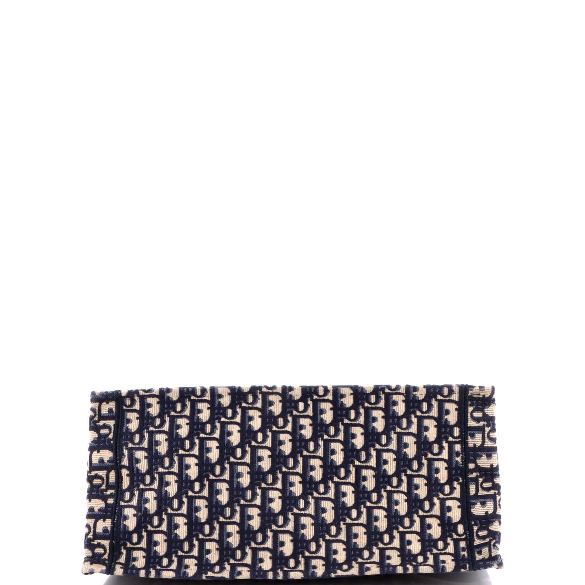 Dior Book Tote Size ONE SIZE - 4 Thumbnail