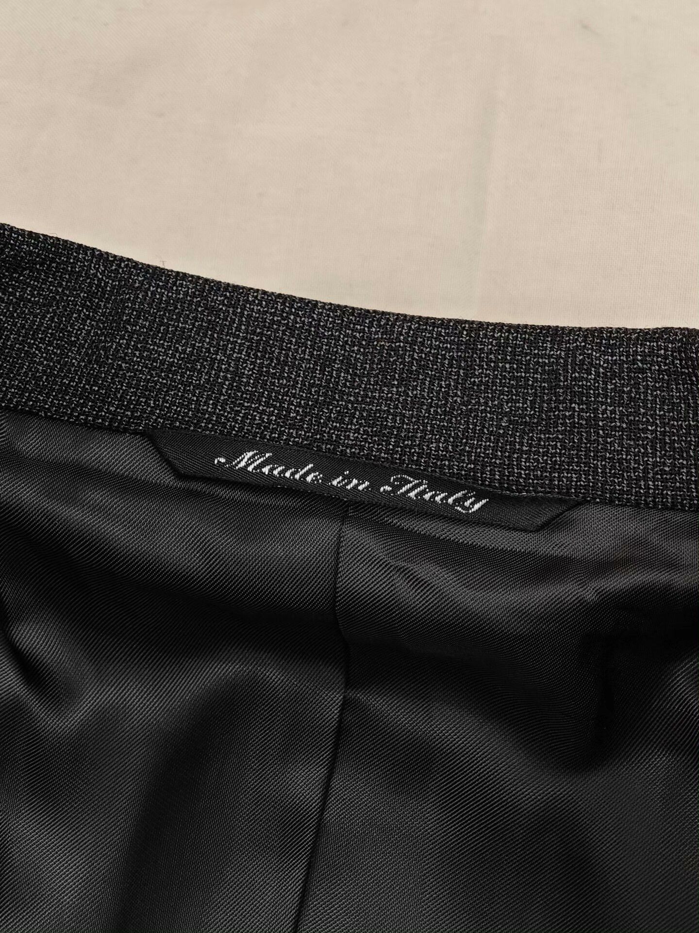 Canali Italian Wool Blend Suit Jacket Size US M / EU 48-50 / 2 - 8 Thumbnail