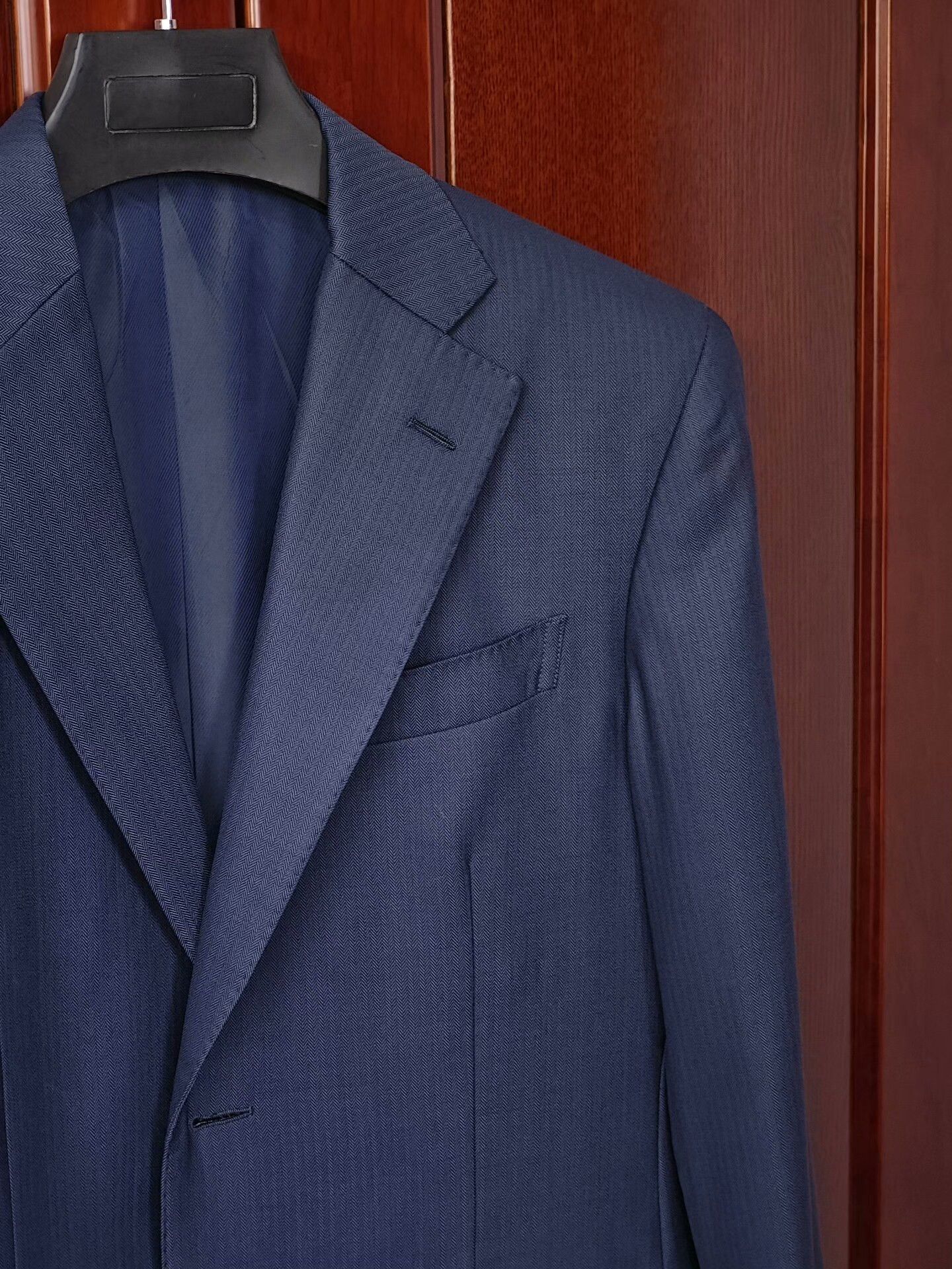 Ermenegildo Zegna Zegna Navy Wool Jacket with Herringbone Pattern Size US S / EU 44-46 / 1 - 2 Thumbnail