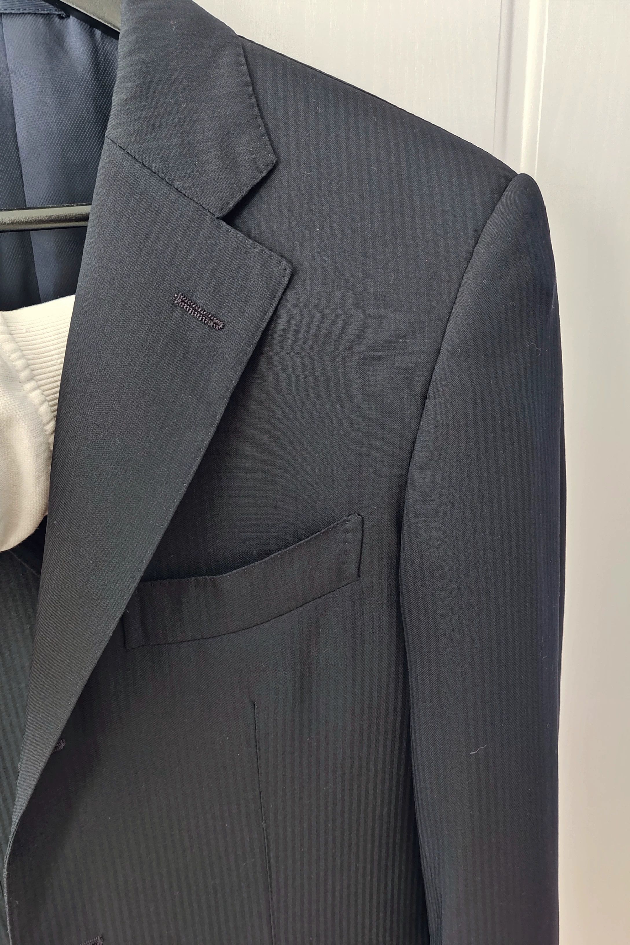 Kiton Custom Tailored Suit from Austria Size US S / EU 44-46 / 1 - 2 Thumbnail
