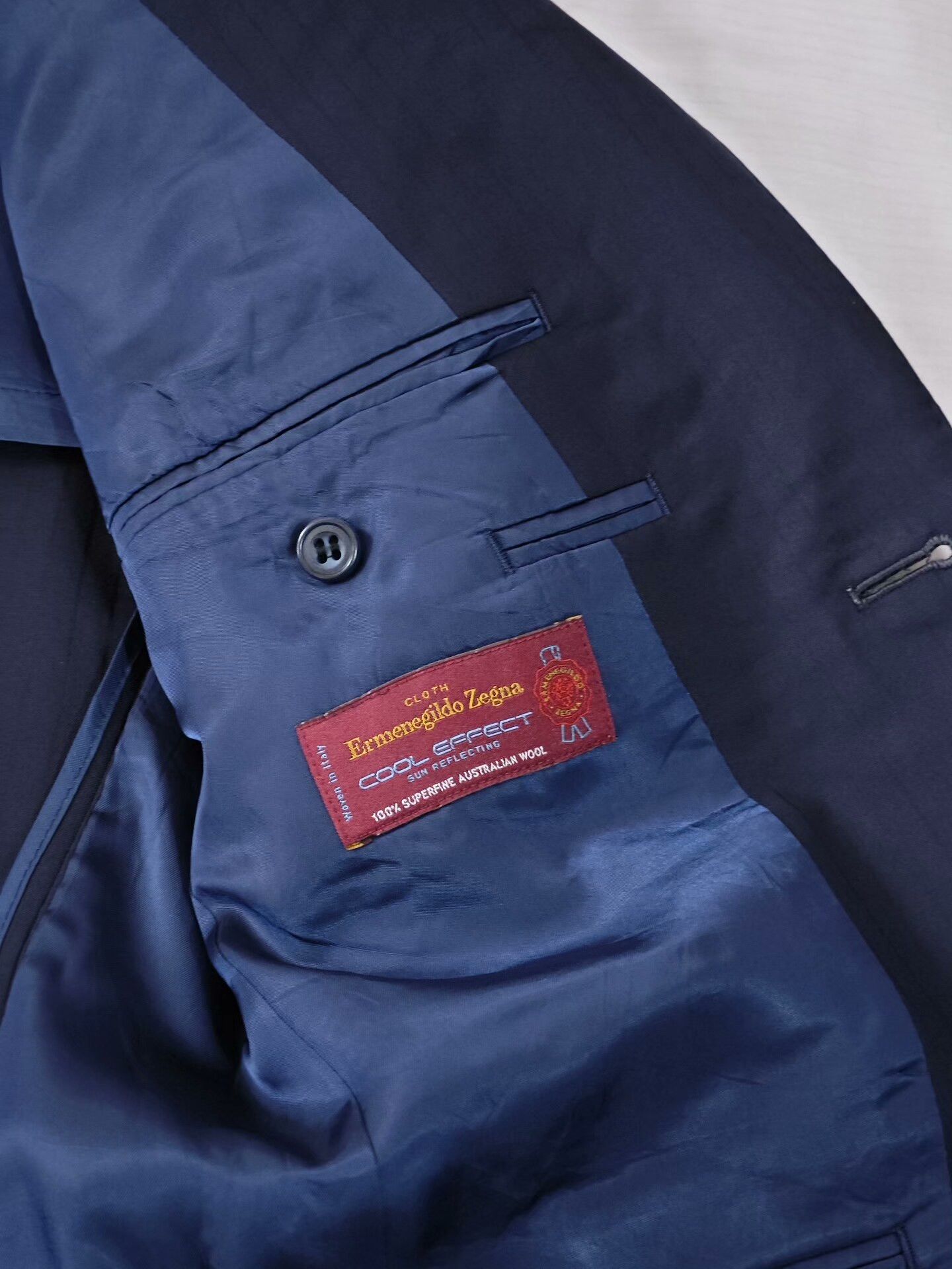 Ermenegildo Zegna Custom Zegna Wool Suit with Cool Effect Size US M / EU 48-50 / 2 - 7 Thumbnail
