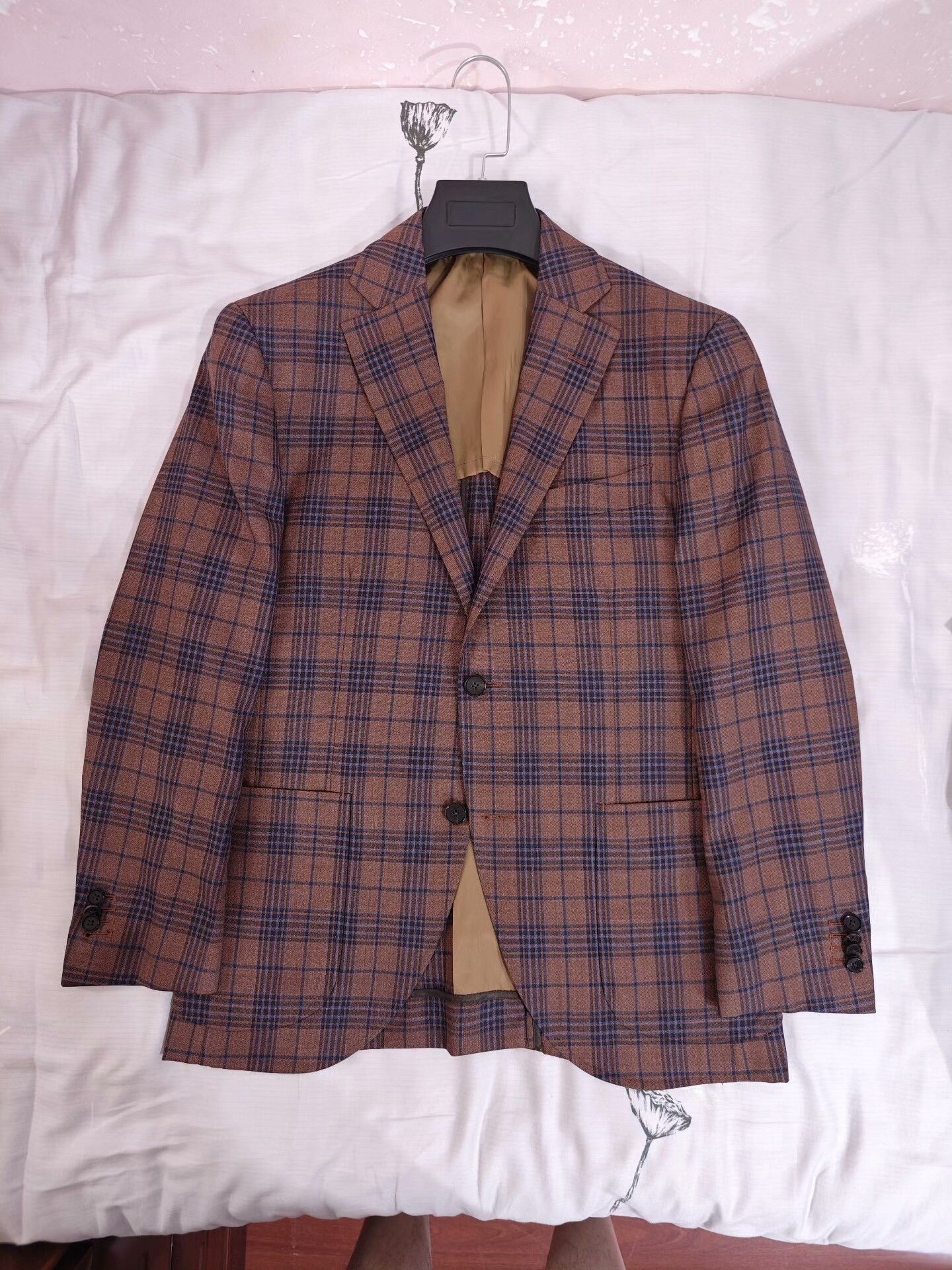 Tallia Italian Wool Blend Custom Suit Size US M / EU 48-50 / 2 - 5 Thumbnail