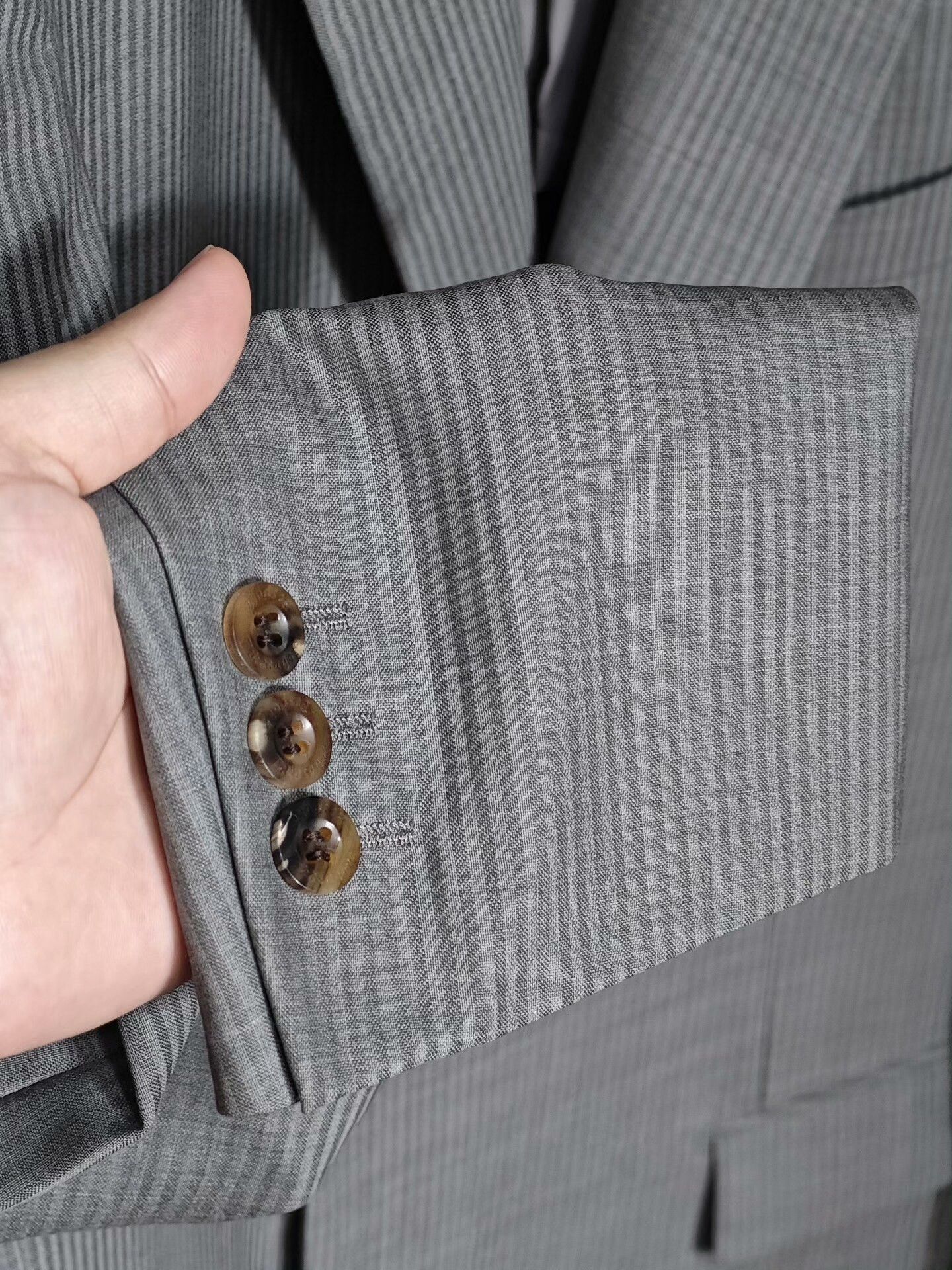 Ermenegildo Zegna Gray Striped Wool Suit Jacket Size US L / EU 52-54 / 3 - 4 Thumbnail