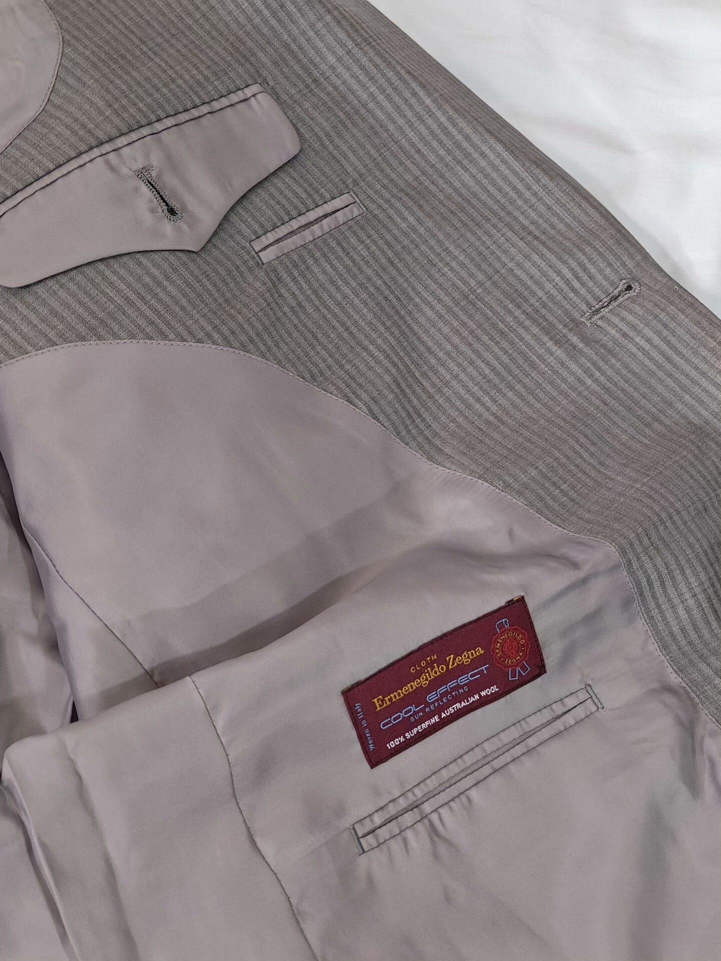 Ermenegildo Zegna Gray Striped Wool Suit Jacket Size US L / EU 52-54 / 3 - 7 Thumbnail