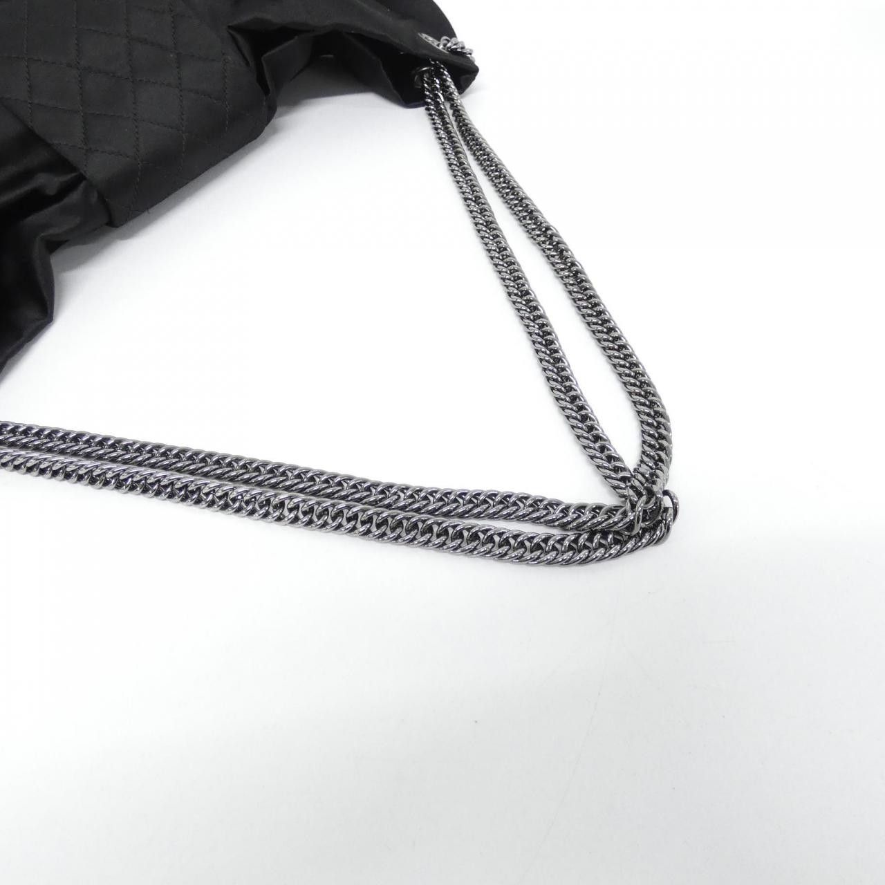 Chanel Chanel Chanel Silk Satin Shoulder Bag Textile Shoulder Bag DUTY FREE for USA Size ONE SIZE - 6 Thumbnail