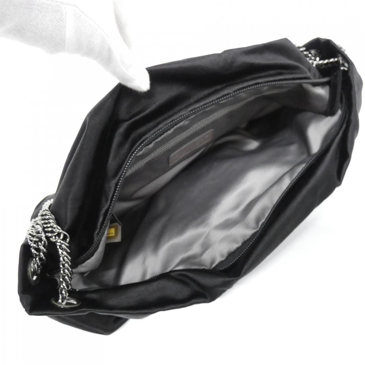 Chanel Chanel Chanel Silk Satin Shoulder Bag Textile Shoulder Bag DUTY FREE for USA Size ONE SIZE - 7 Thumbnail