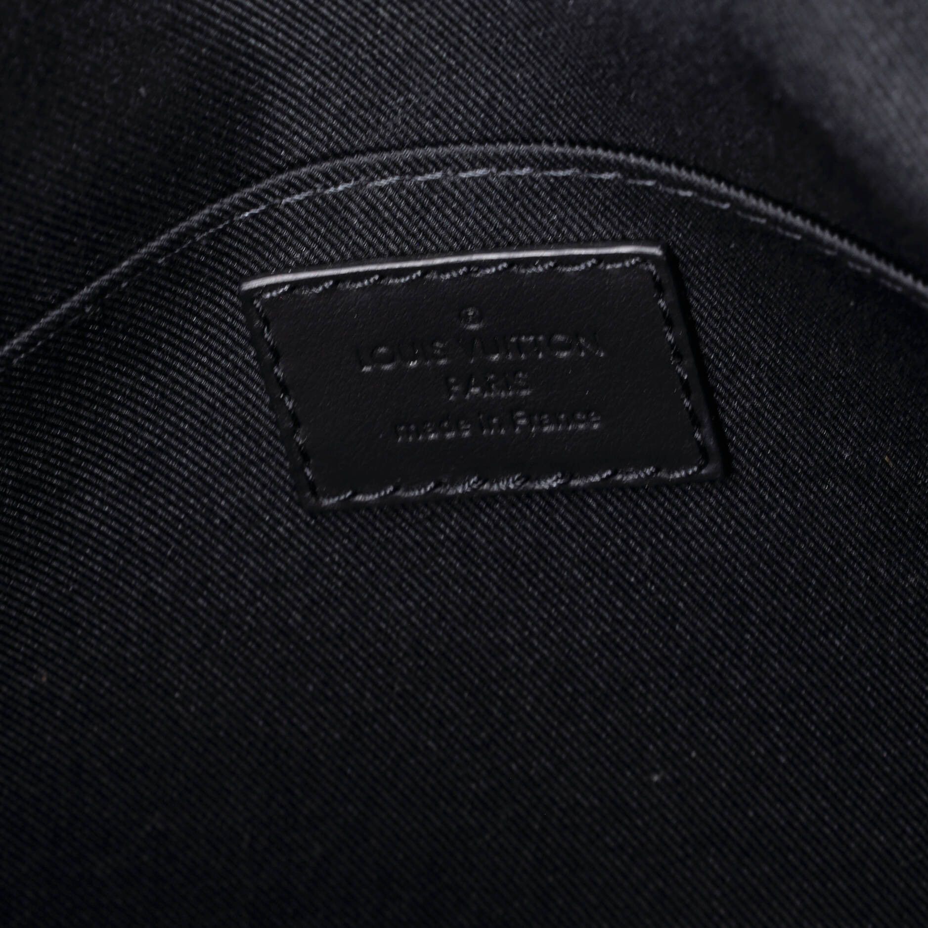 Louis Vuitton Montsouris Messenger Bag Size ONE SIZE - 6 Thumbnail