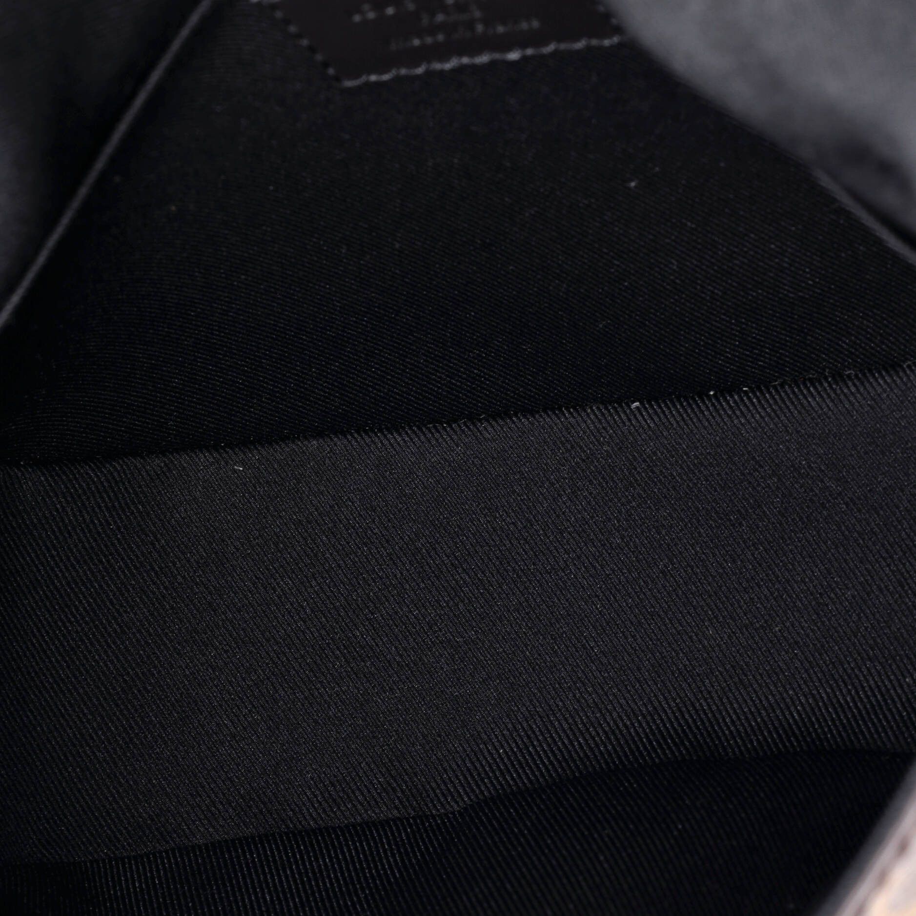 Louis Vuitton Montsouris Messenger Bag Size ONE SIZE - 5 Thumbnail