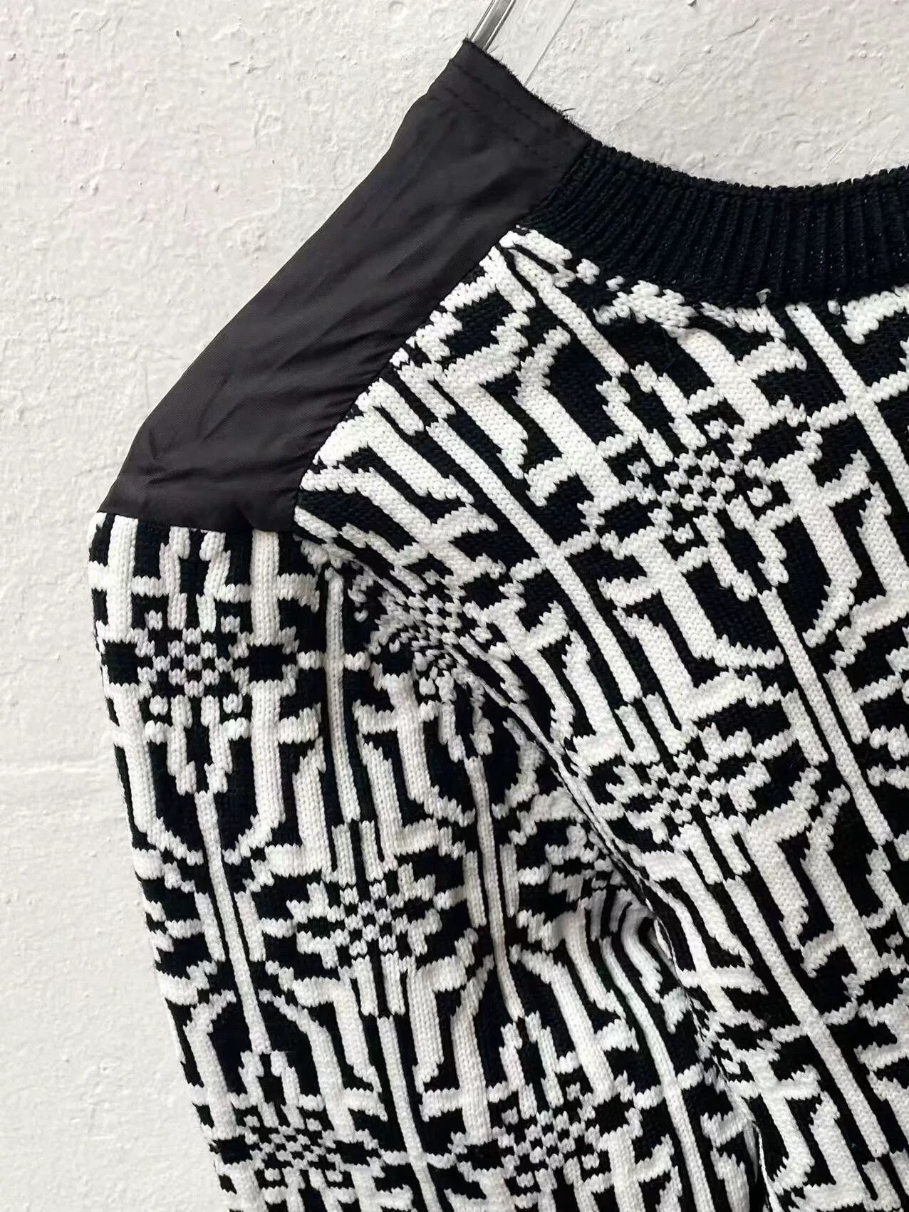 Comme des Garcons Comme des Garcons Plus Black White Sweater Size US M / EU 48-50 / 2 - 5 Thumbnail