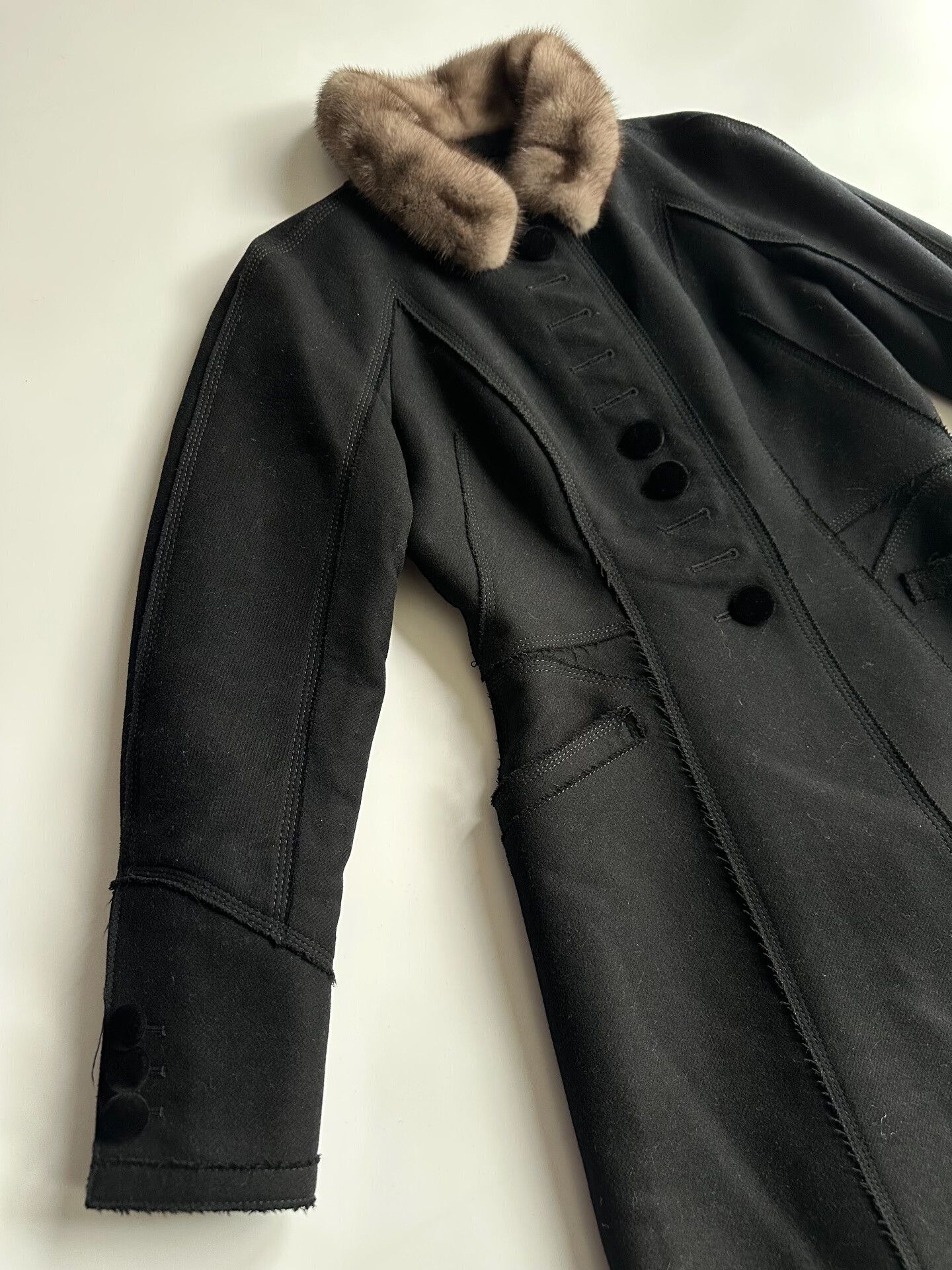 Marc Jacobs Louis Vuitton A-Line Coat with Fur Collar Size S / US 4 / IT 40 - 3 Thumbnail