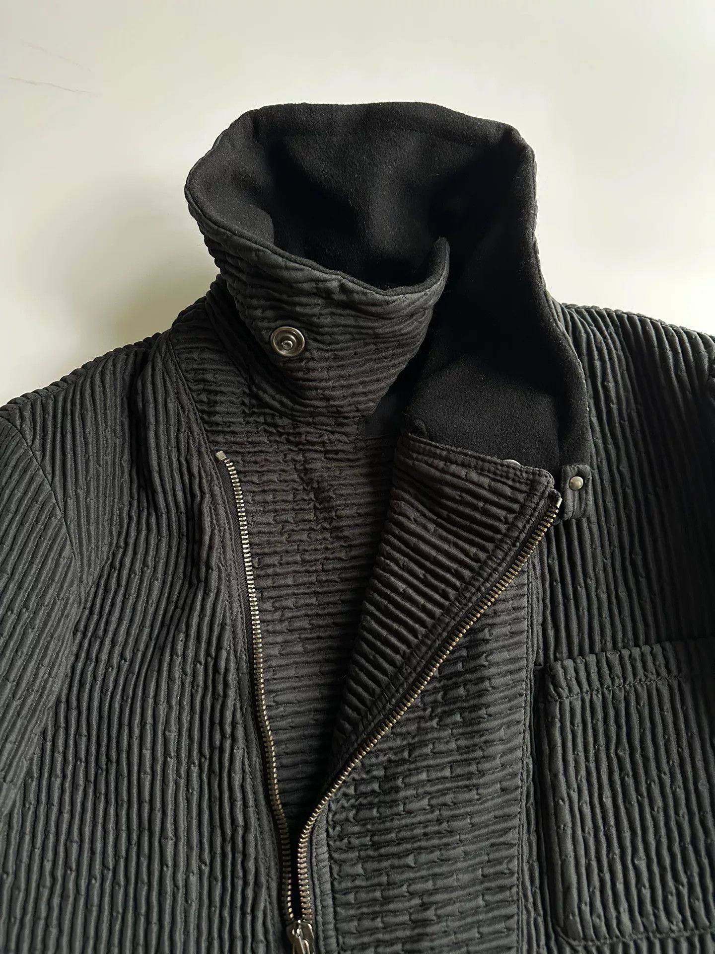 Emporio Armani Emporio Armani Motorcycle Jacket with Unique Collar Size US S / EU 44-46 / 1 - 4 Thumbnail