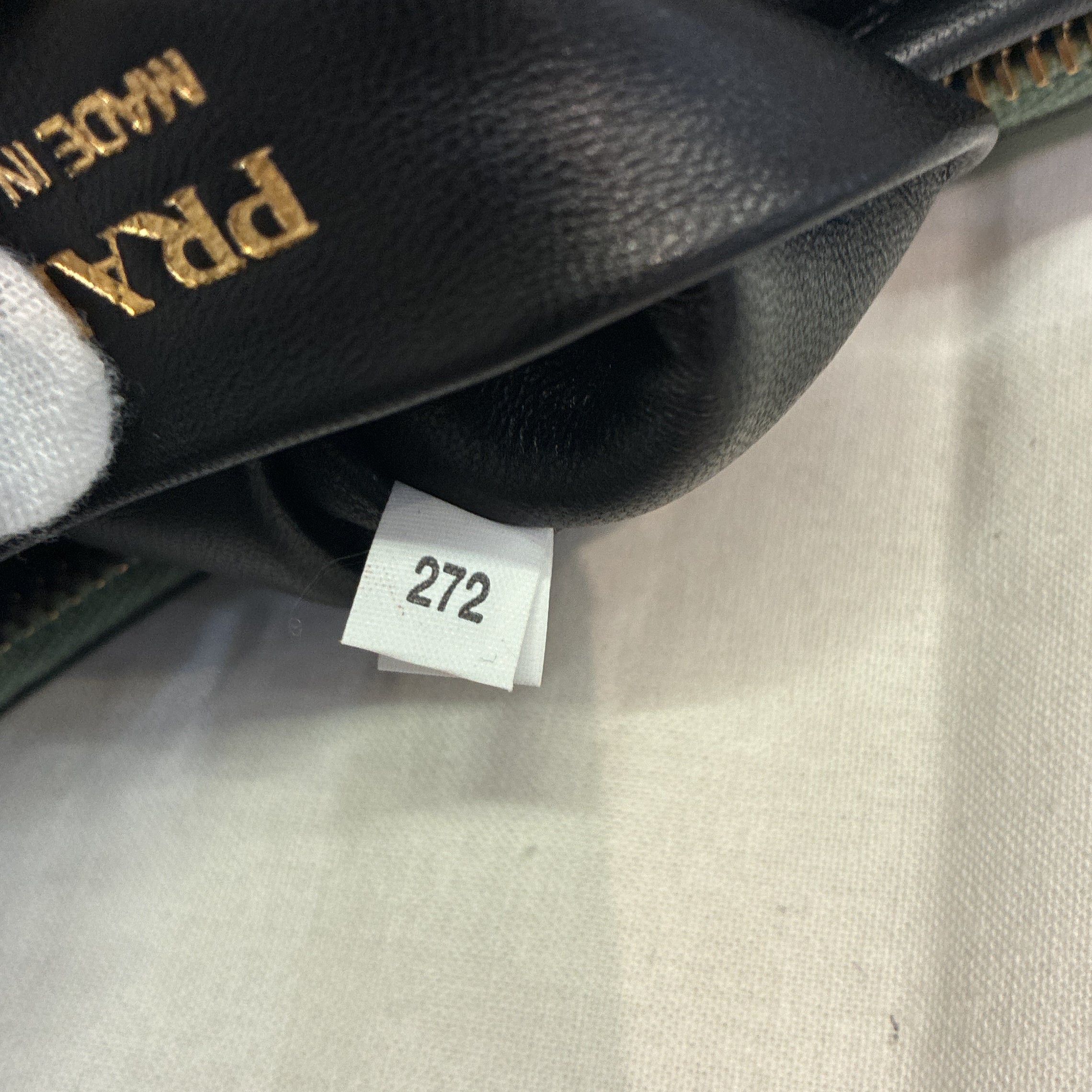 Prada Arque Half Moon Hobo Size ONE SIZE - 6 Thumbnail