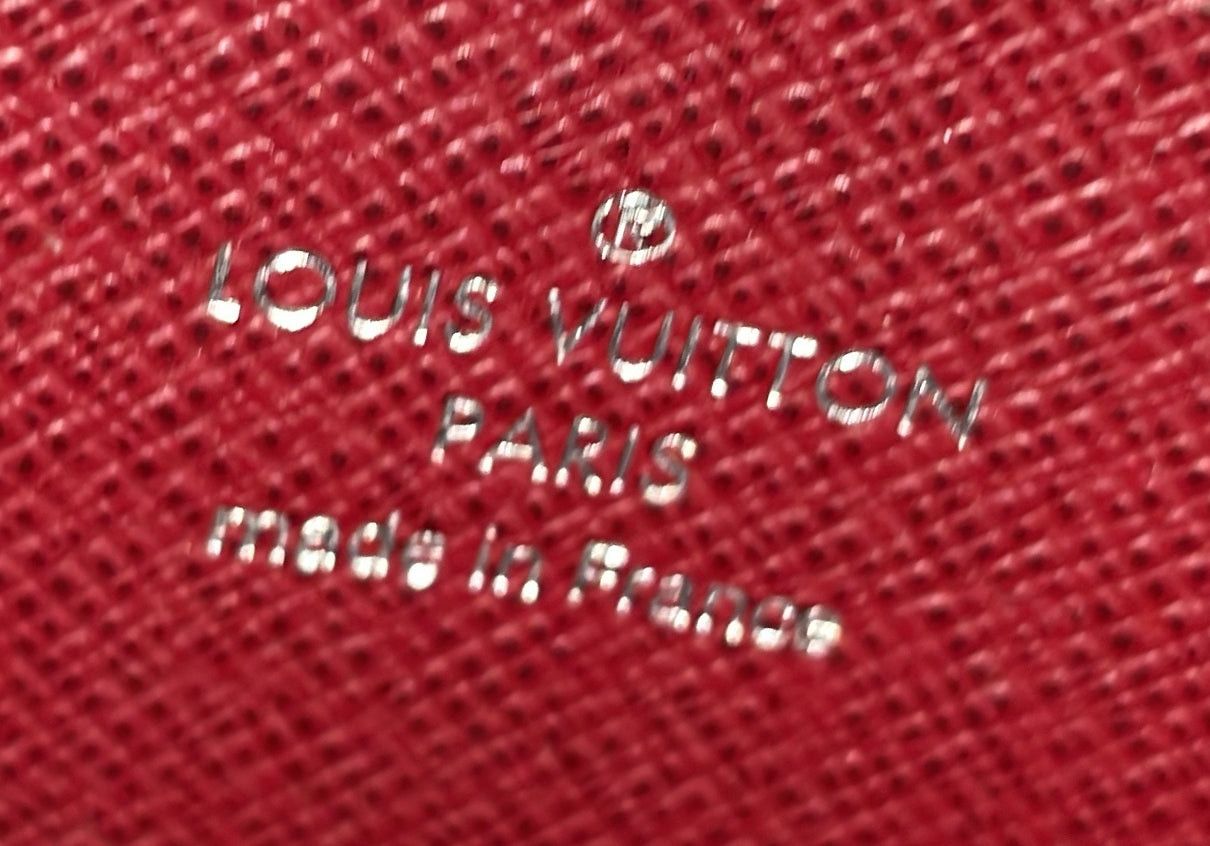 Louis Vuitton Pochette Voyage Size ONE SIZE - 9 Thumbnail