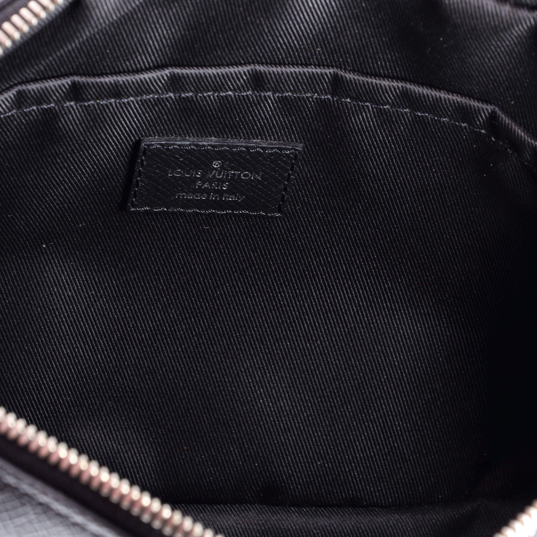 Louis Vuitton Outdoor Messenger Bag Size ONE SIZE - 7 Thumbnail