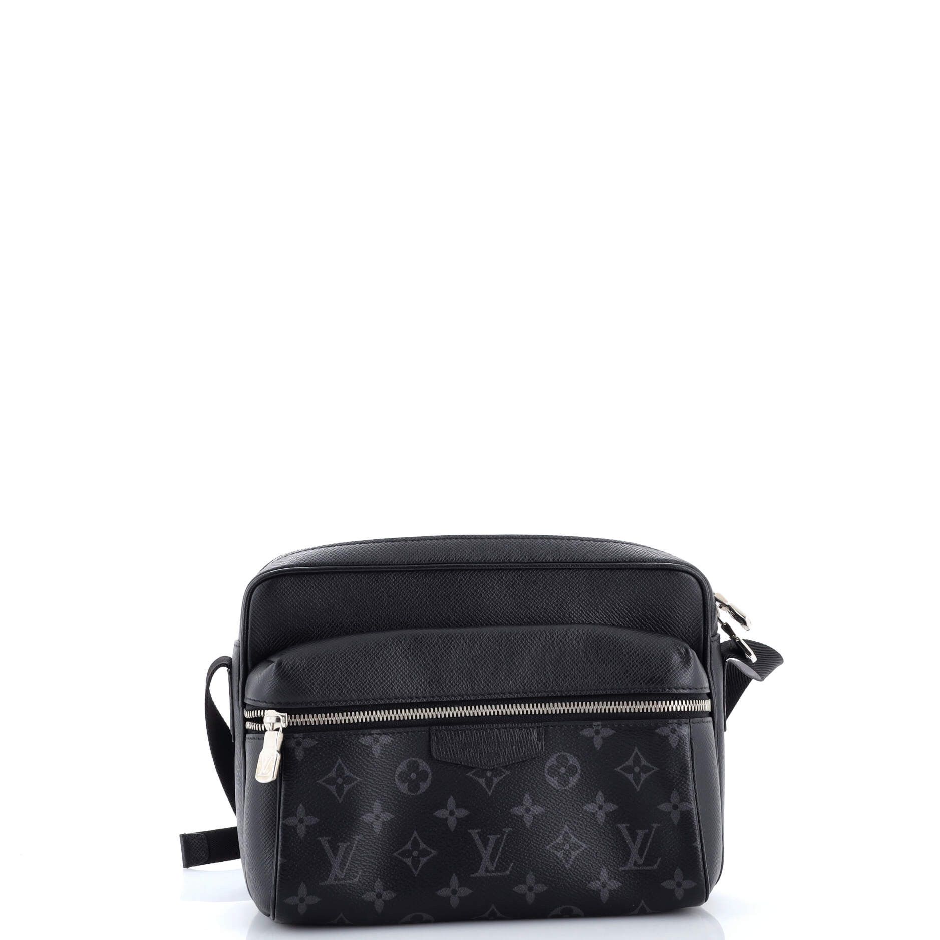 Louis Vuitton Outdoor Messenger Bag Size ONE SIZE - 2 Thumbnail