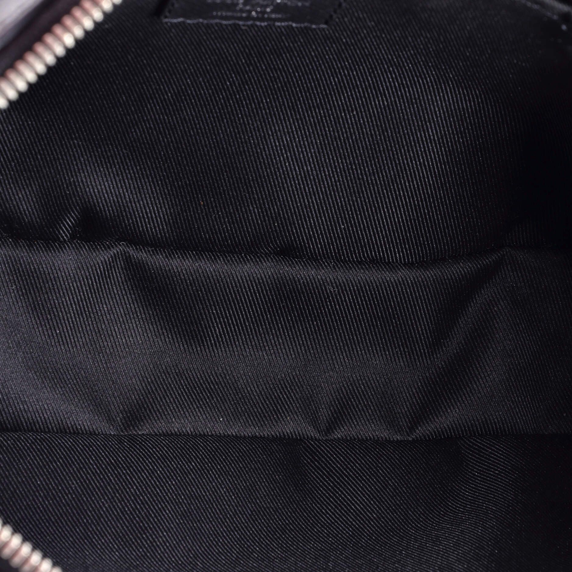 Louis Vuitton Outdoor Messenger Bag Size ONE SIZE - 5 Thumbnail