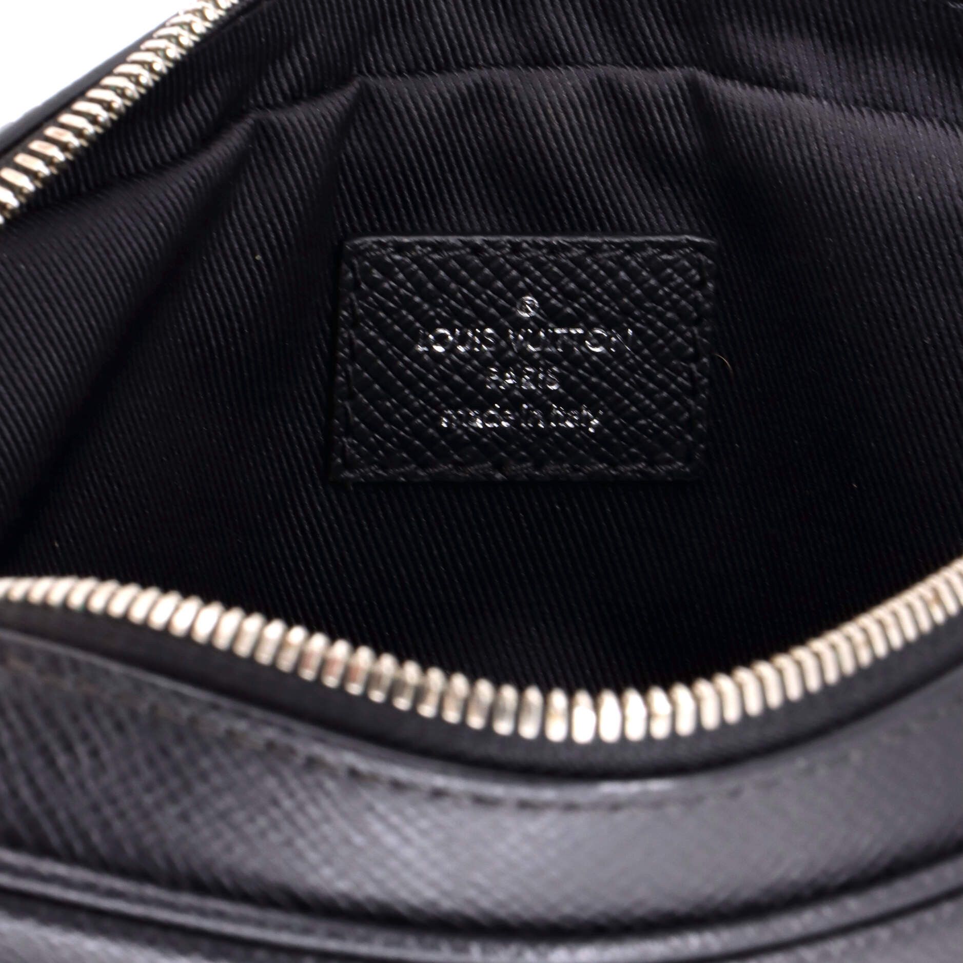 Louis Vuitton Outdoor Messenger Bag Size ONE SIZE - 7 Thumbnail