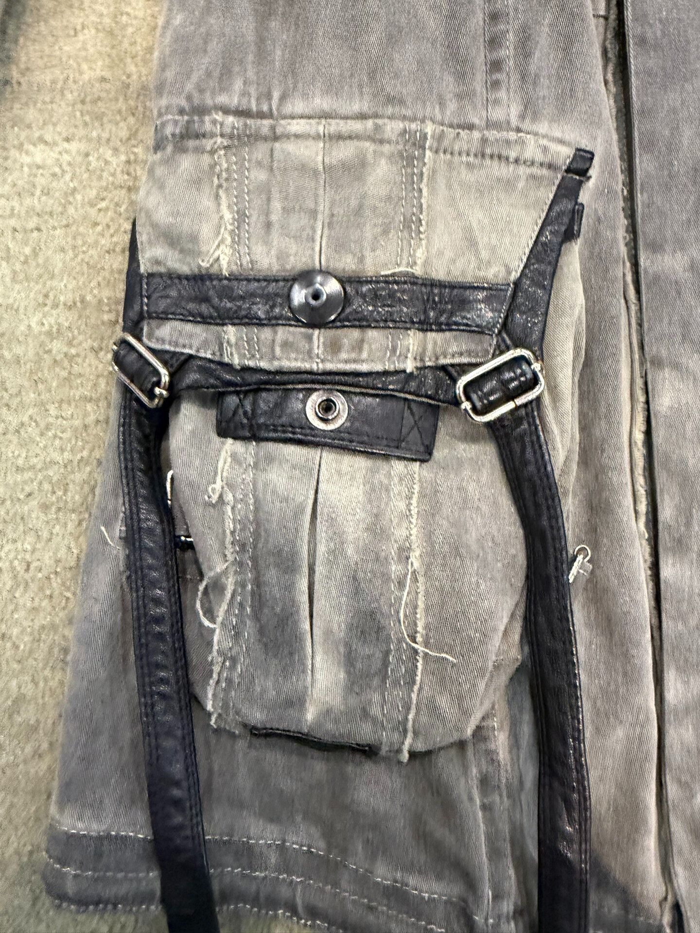 KMRii Gray Denim Jacket with Leather Straps Size US L / EU 52-54 / 3 - 2 Thumbnail