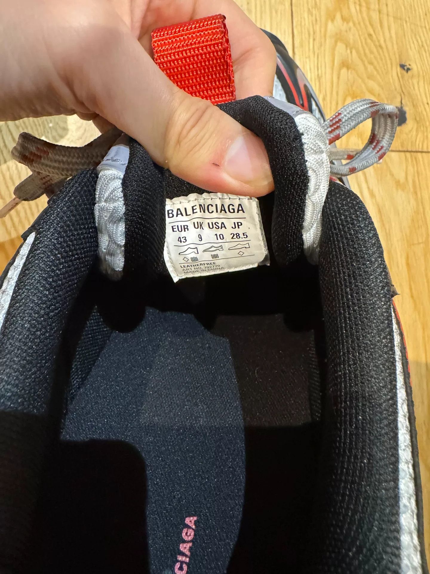 Balenciaga Balenciaga Sporty B Low Top Sneakers Size US 10 / EU 43 - 5 Thumbnail