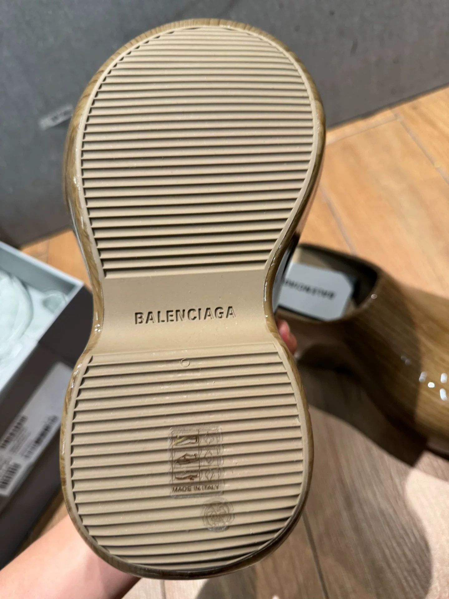 Balenciaga Balenciaga Technoclog Rubber Printed Shoes Size US 9 / EU 42 - 6 Thumbnail
