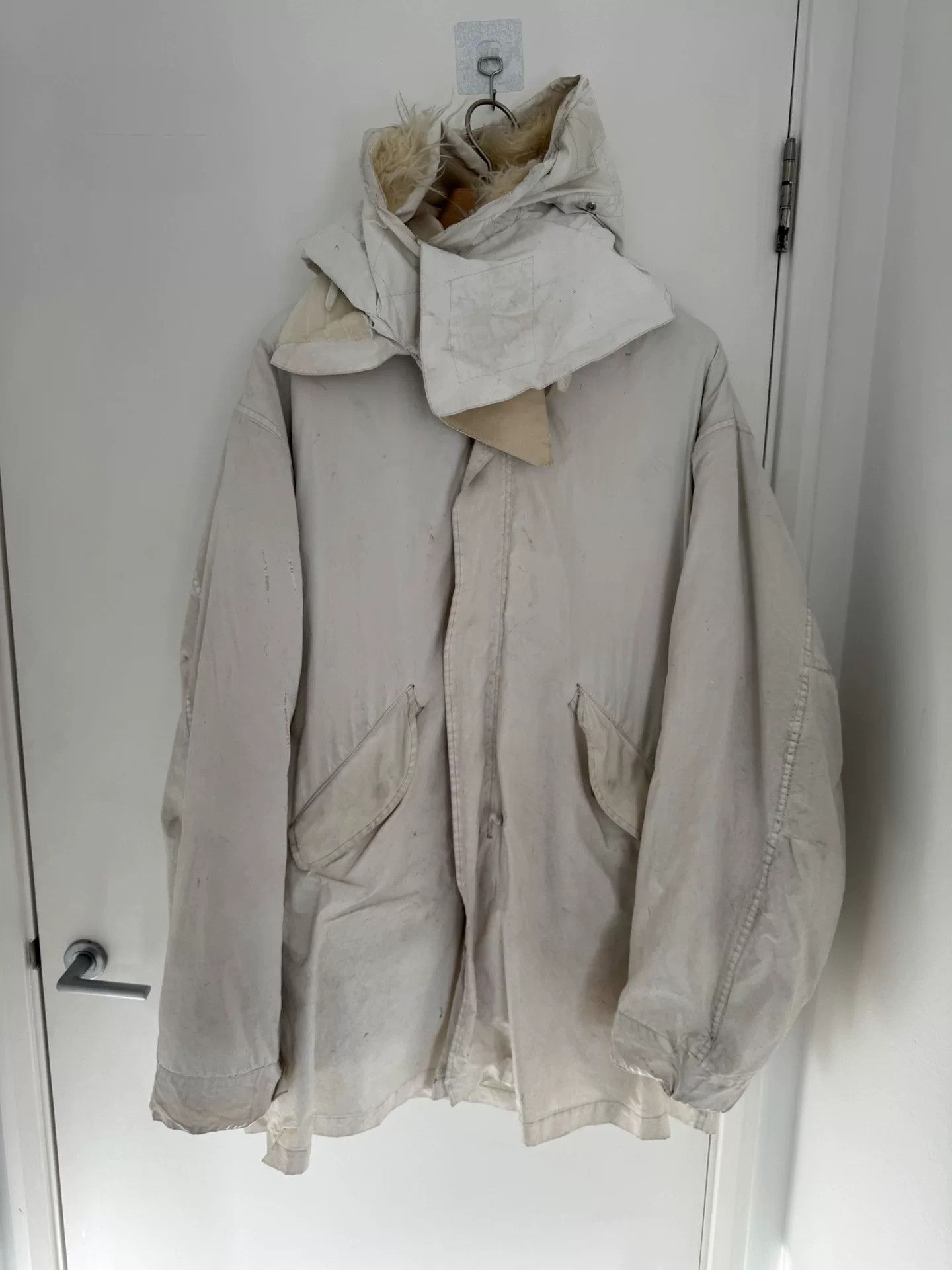 Helmut Lang Helmut Lang Jumbo Hood Astronaut Parka Size US M / EU 48-50 / 2 - 2 Thumbnail