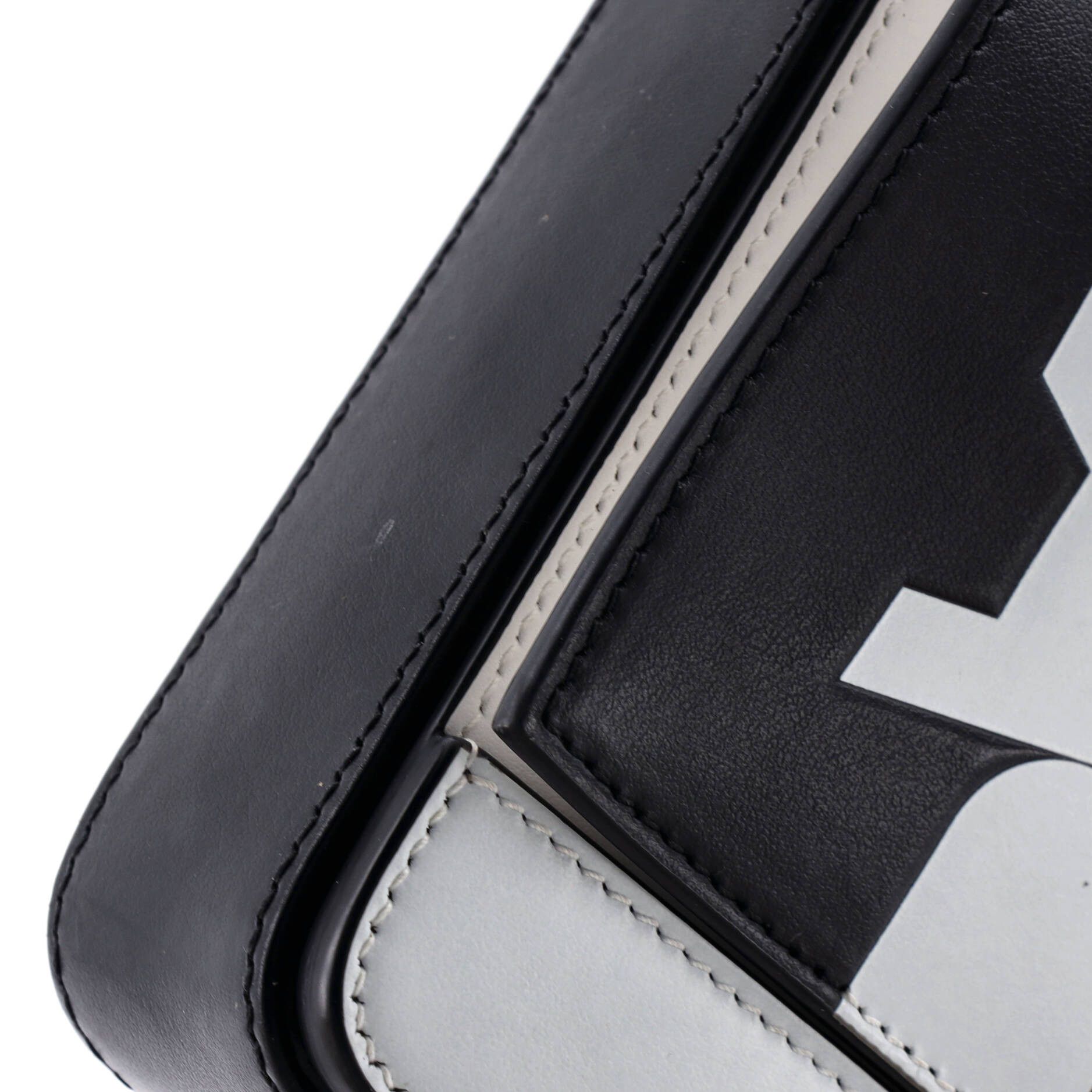Burberry Universal Passport Crossbody Bag Size ONE SIZE - 6 Thumbnail