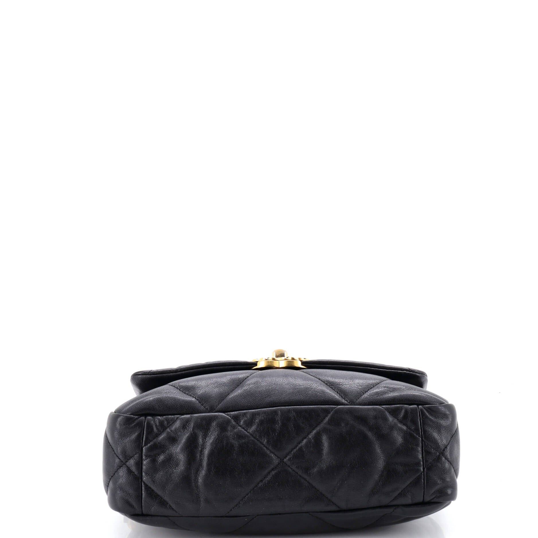 Chanel 19 Flap Bag Size ONE SIZE - 4 Thumbnail
