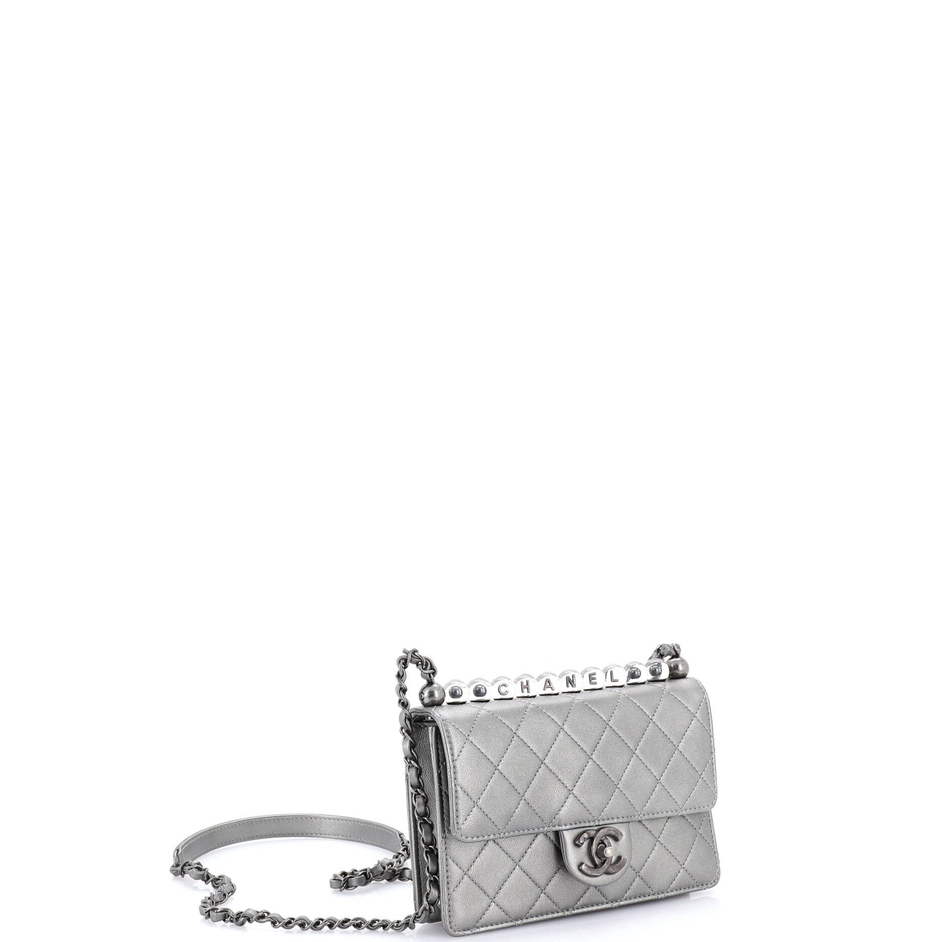 Chanel Chic Pearls Flap Bag Size ONE SIZE - 3 Thumbnail