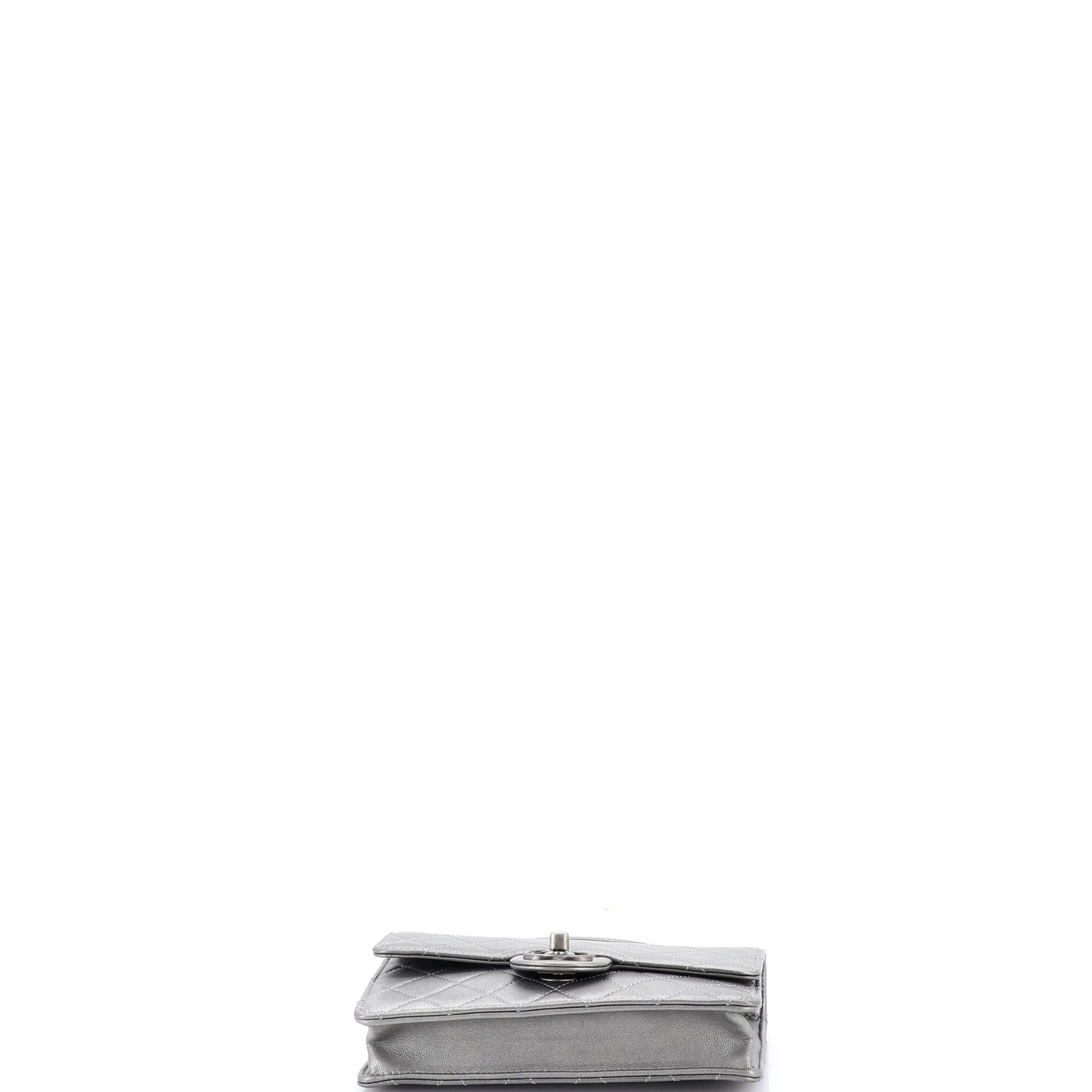Chanel Chic Pearls Flap Bag Size ONE SIZE - 5 Thumbnail