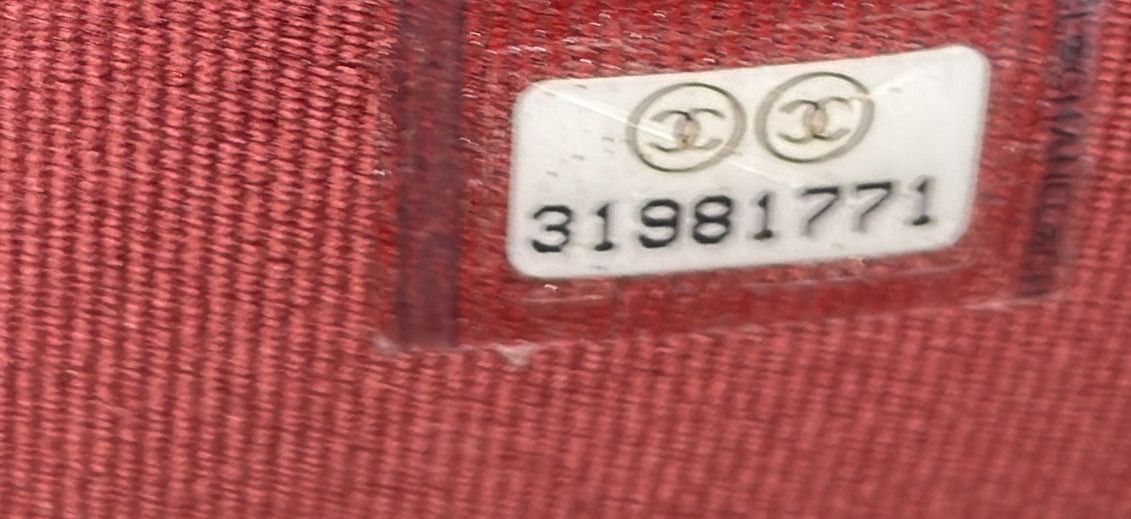 Chanel CC in Love Heart Belt Bag Size ONE SIZE - 6 Thumbnail