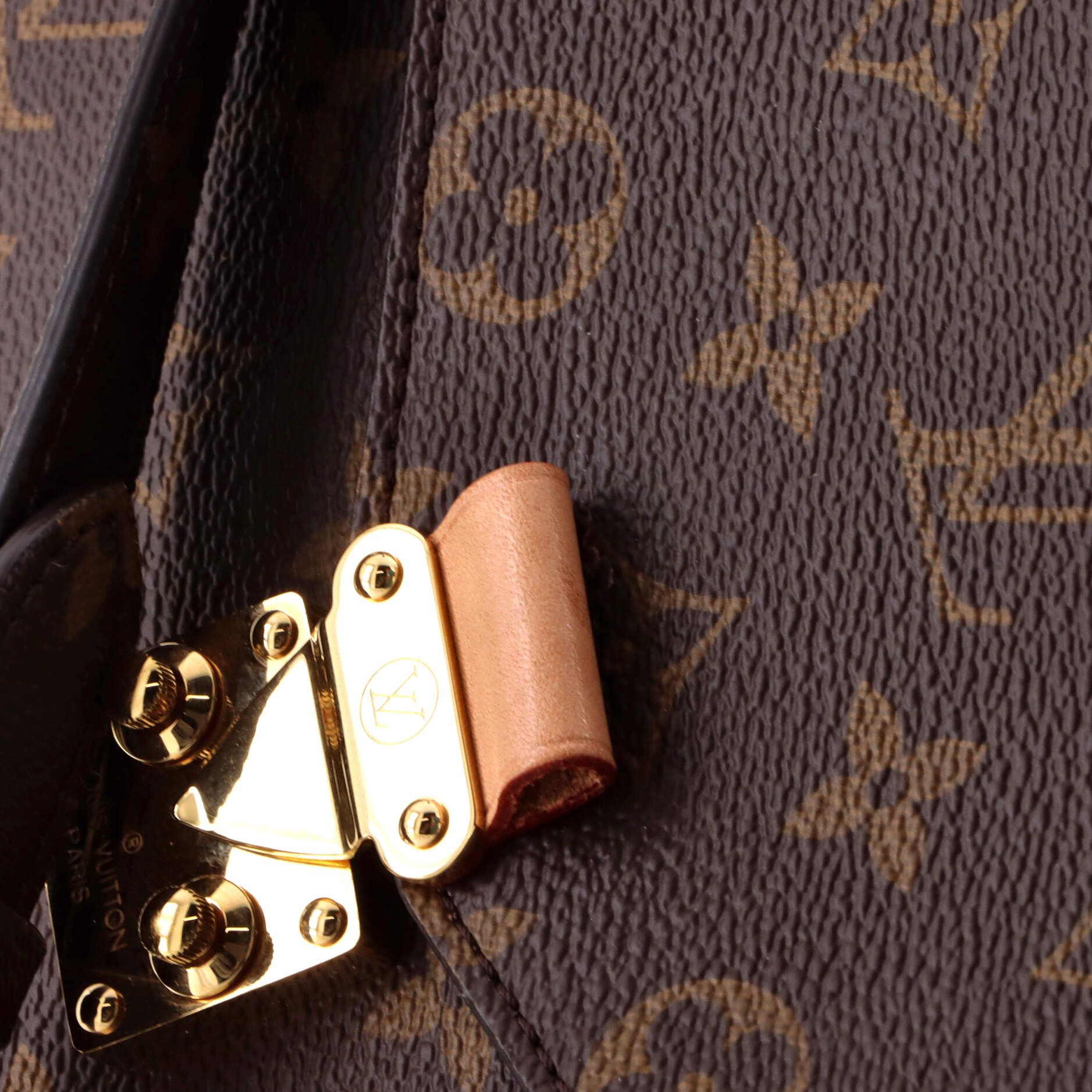 Louis Vuitton Pochette Metis Size ONE SIZE - 6 Thumbnail