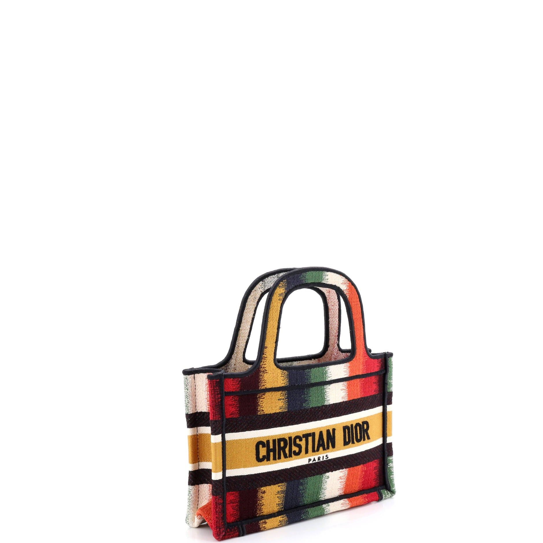 Dior Book Tote Size ONE SIZE - 2 Thumbnail